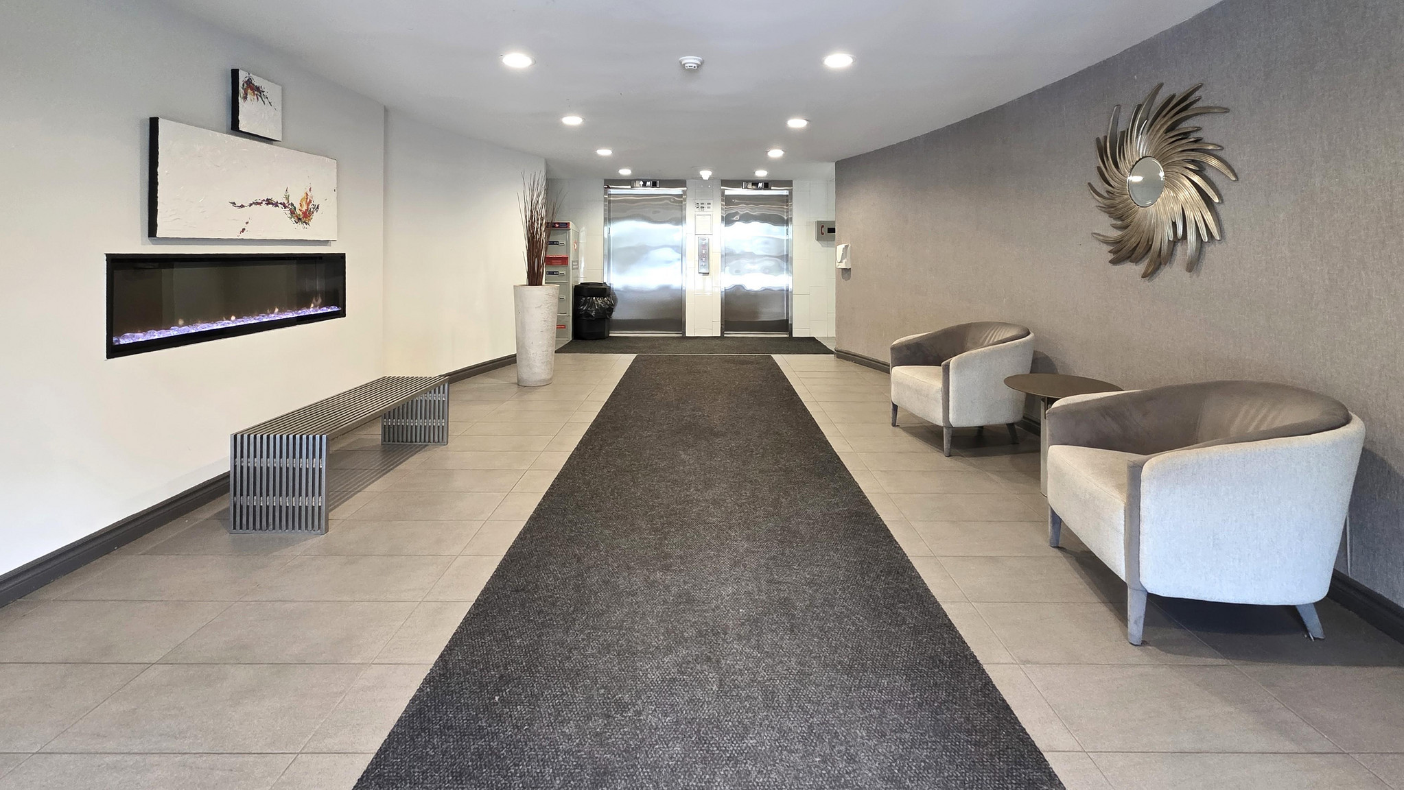 560 Proudfoot Lane - Empress Gate Apartments - Photo 12