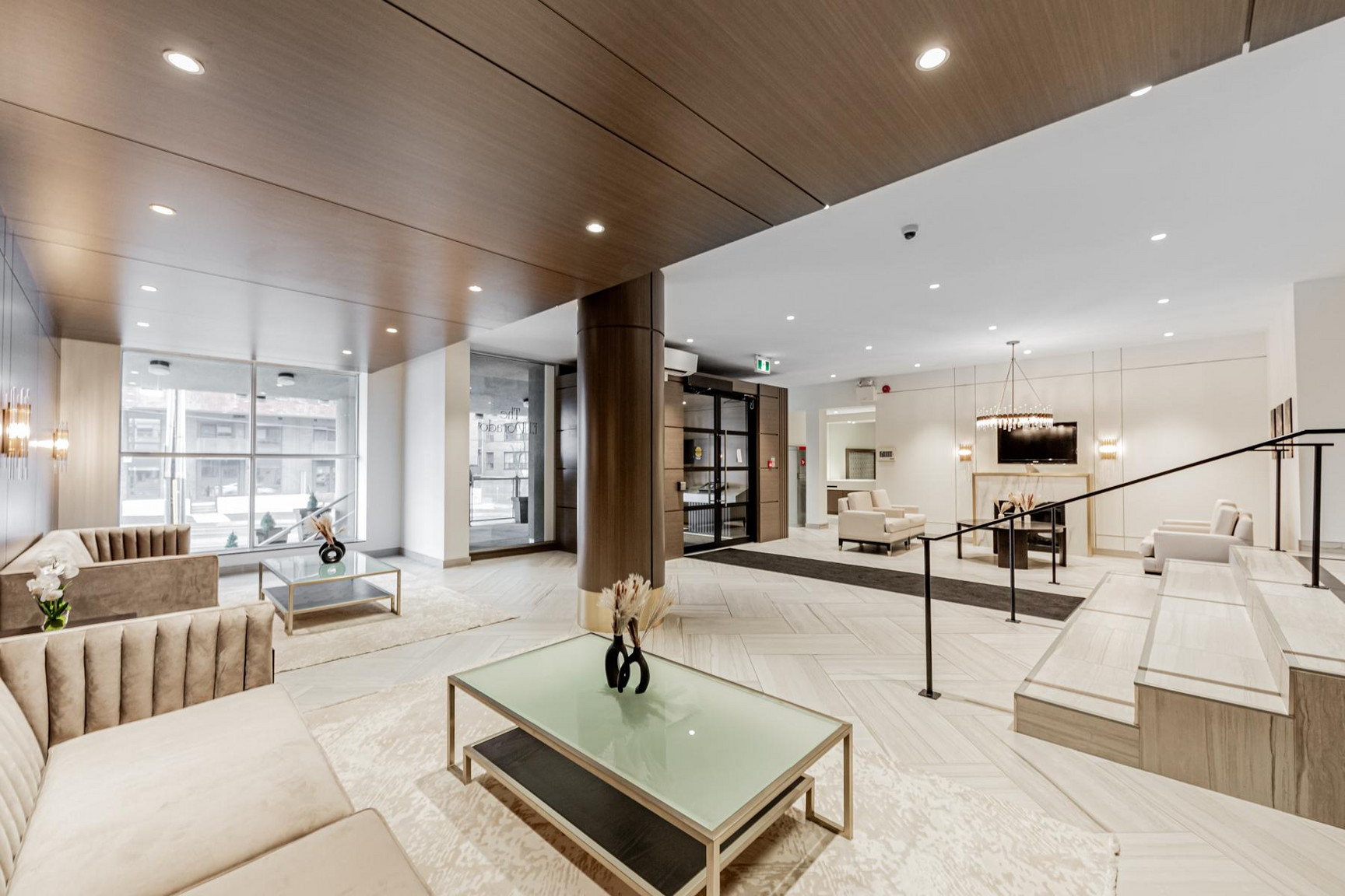 2500 Bathurst Street  - Photo 38
