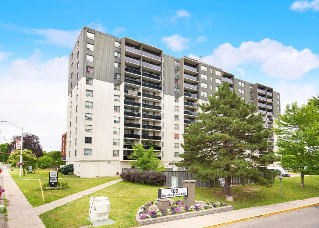 100 Dundas Street East - Photo 3