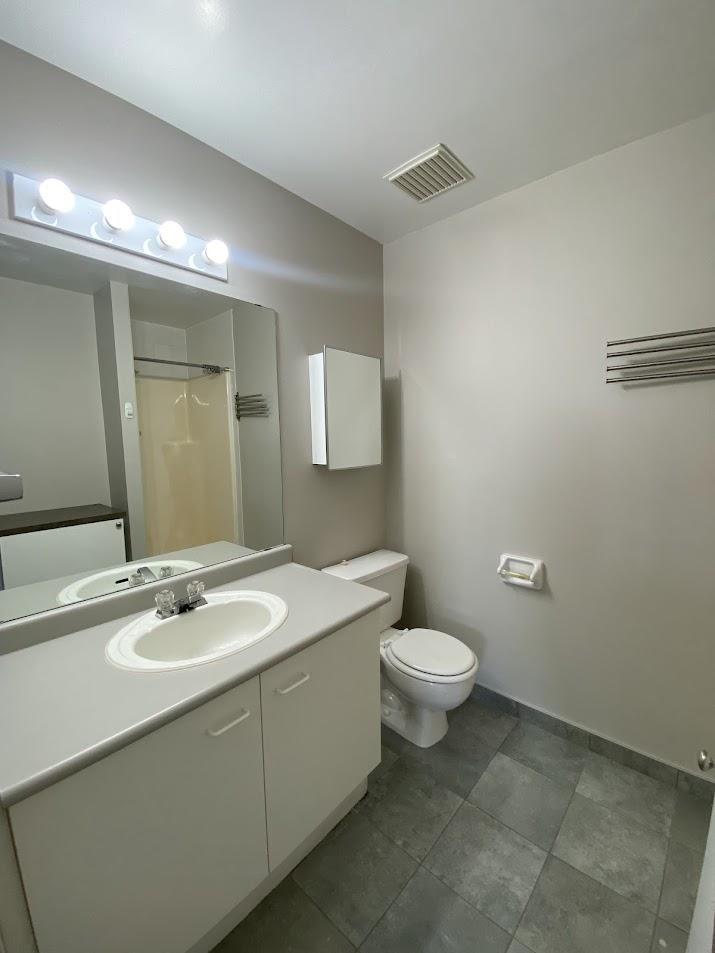 308-30 Chapman Court - Photo 24