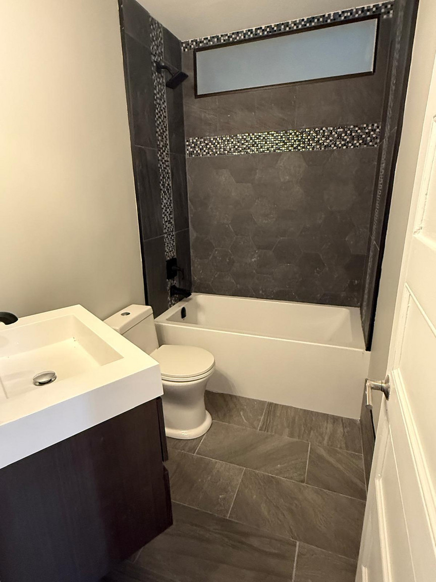 Main 203 Elmwood Avenue East - Photo 24