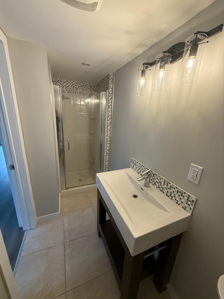 Main 203 Elmwood Avenue East - Photo 34
