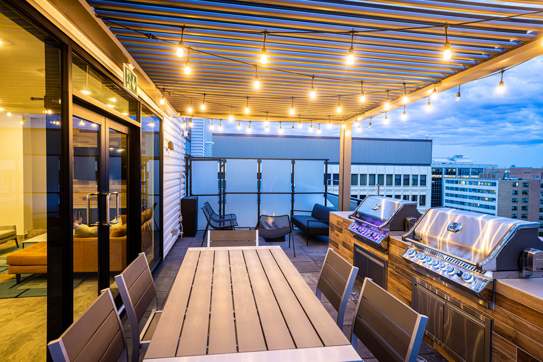 CAPITAL Apartments in Downtown Edmonton  - Photo 35