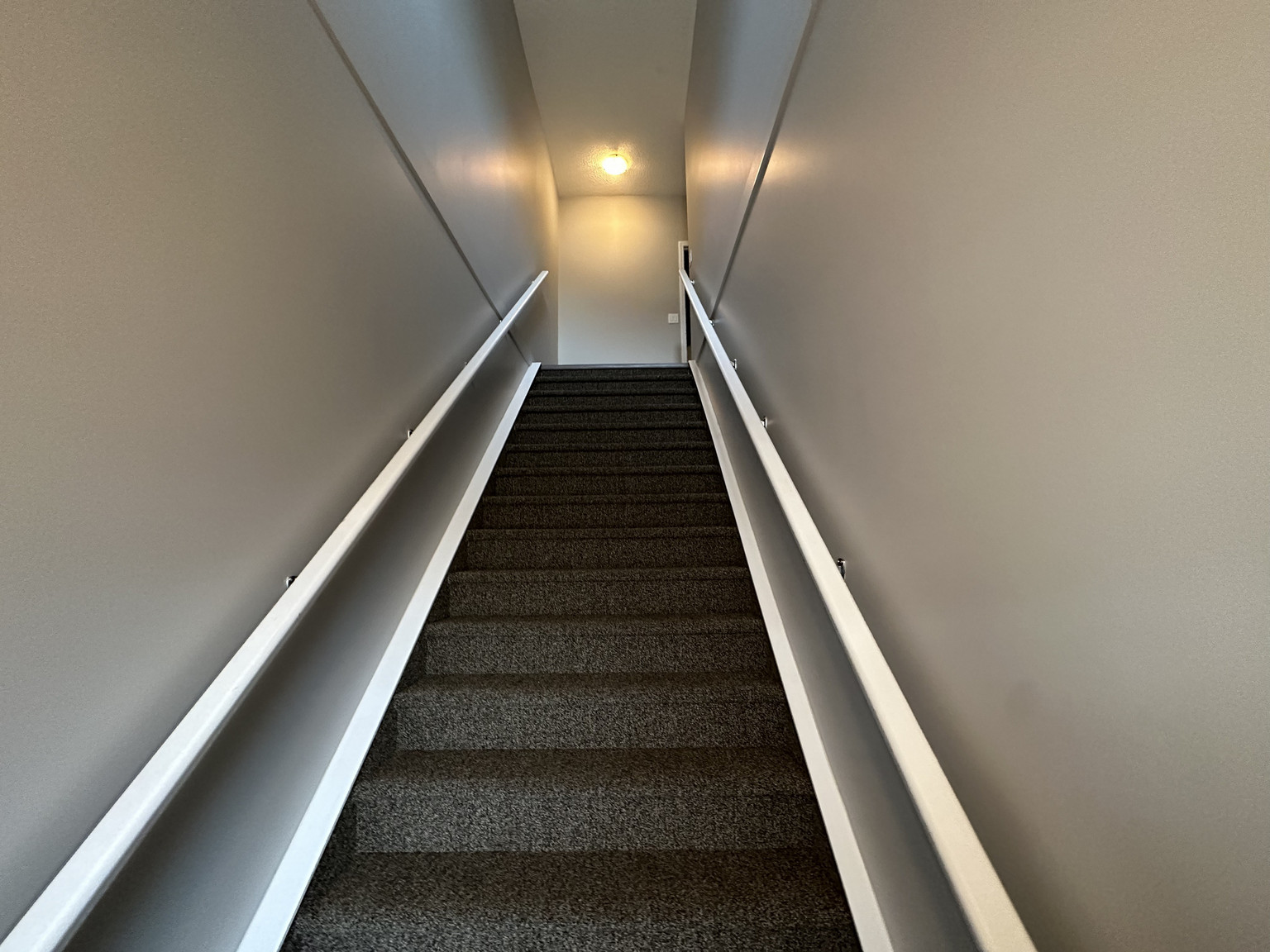 Carriage Homes/Apartments for Rent | West Edmonton - Photo 8