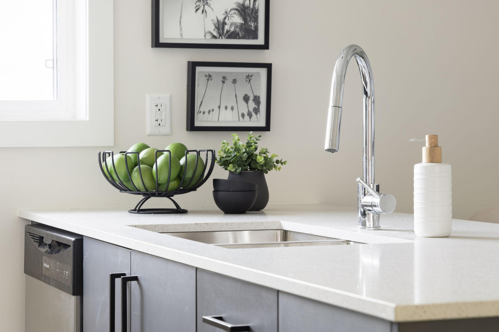 TERRA TOWNHOMES - Photo 27