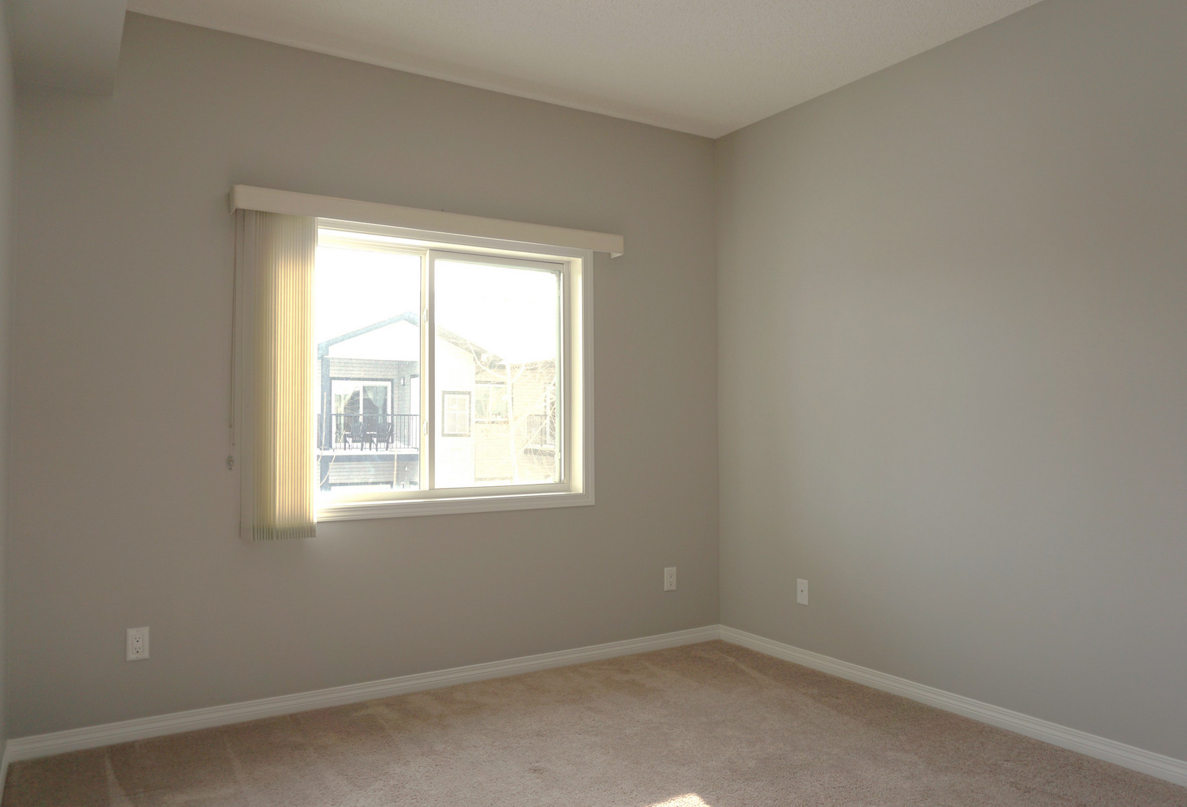Carriage Homes/Apartments for Rent | West Edmonton - Photo 29