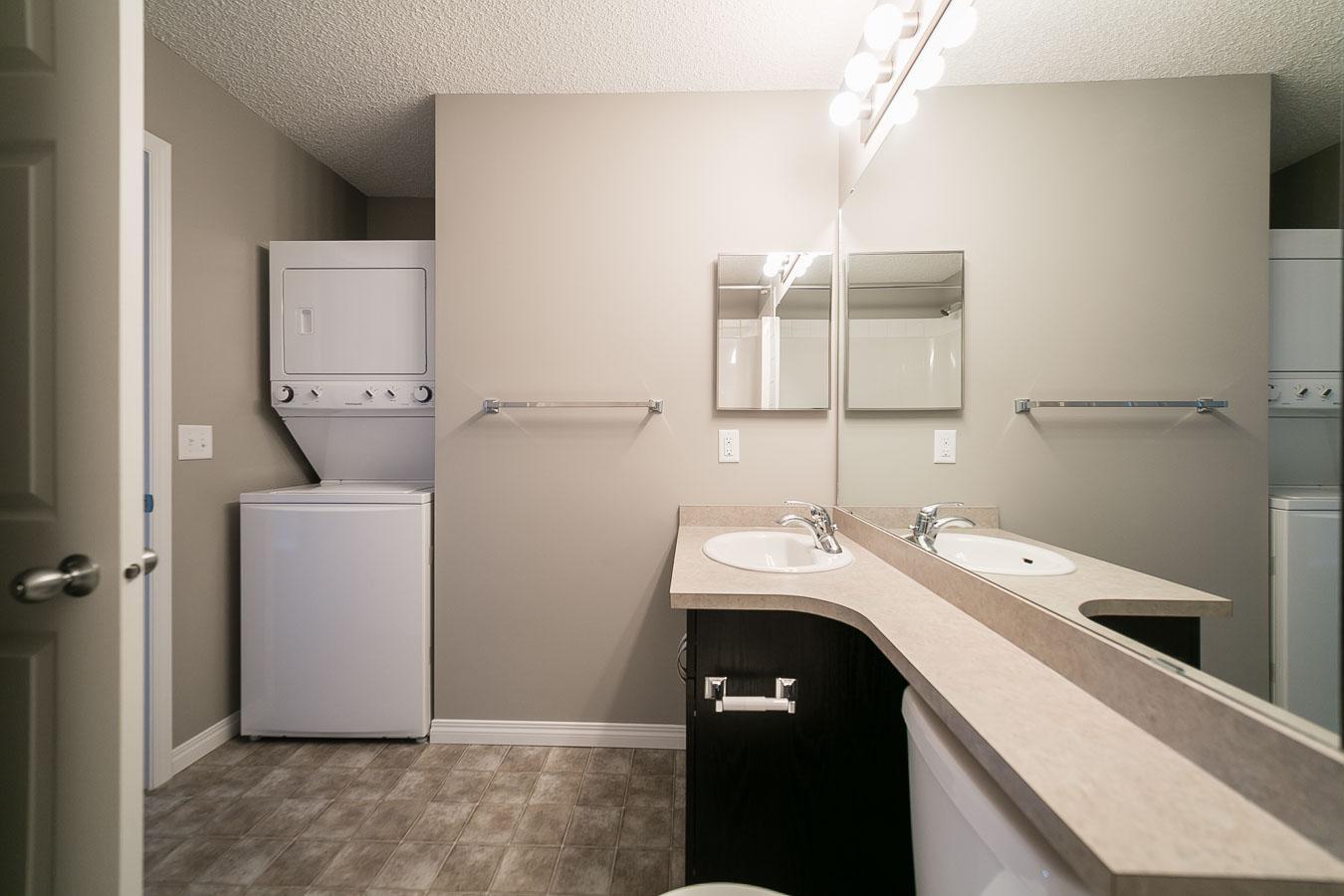 Lake Ridge Apartments - Photo 24