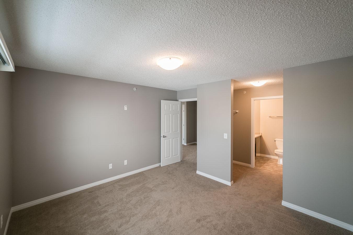 Lake Ridge Apartments - Photo 19