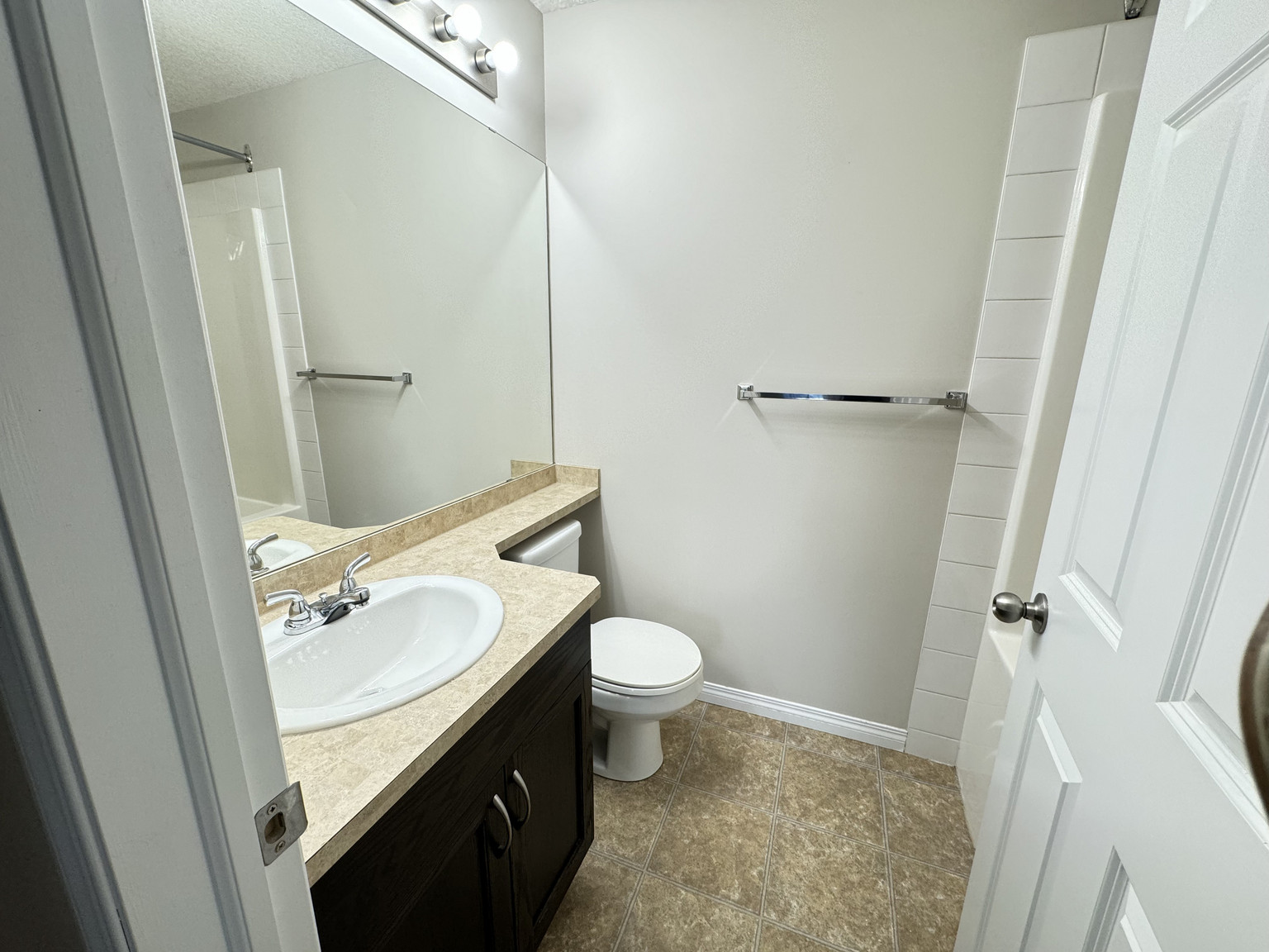 River Gate | Apartments in West Edmonton  - Photo 36