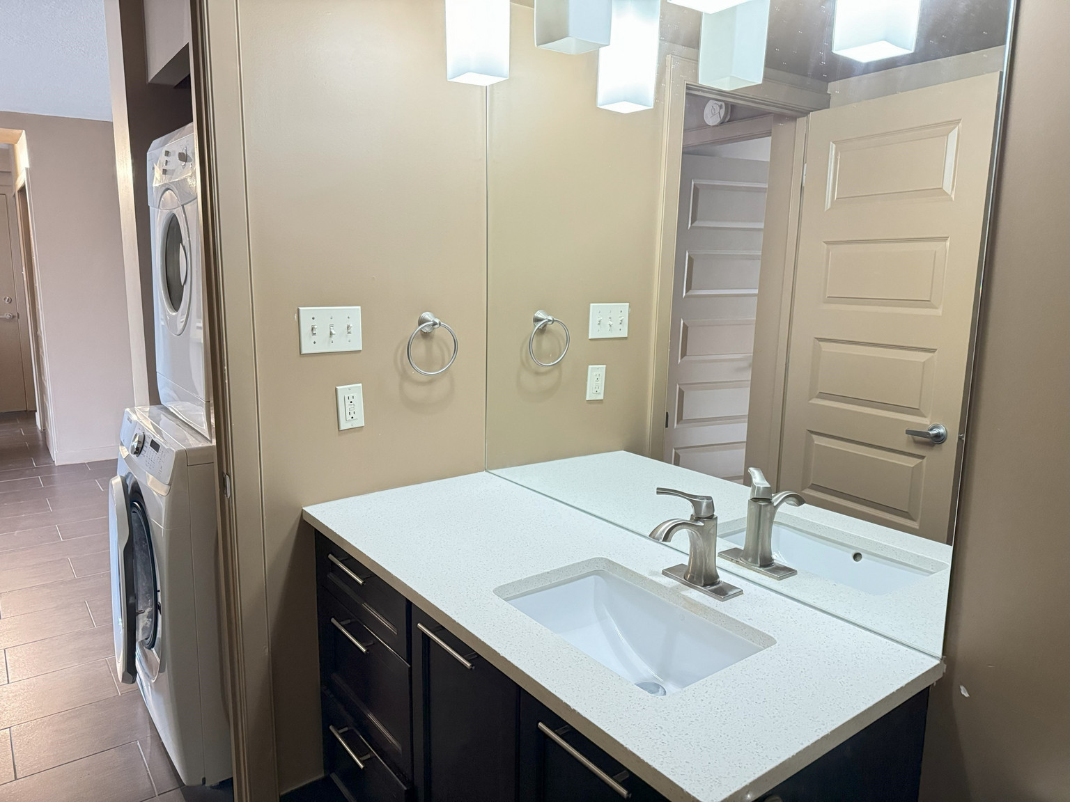 Mission Apartments  - Photo 6