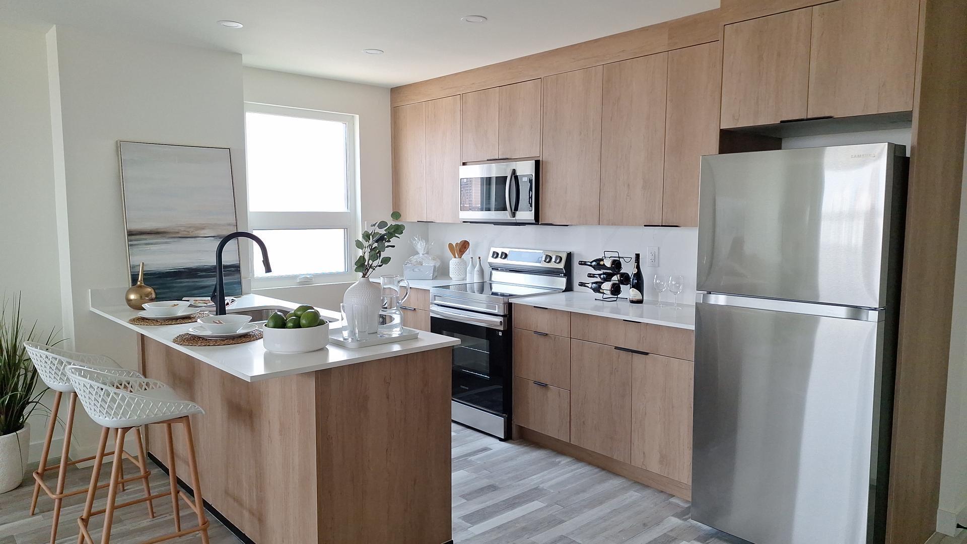 Rent 1800 Apartments in Mission Calgary.  - Photo 4