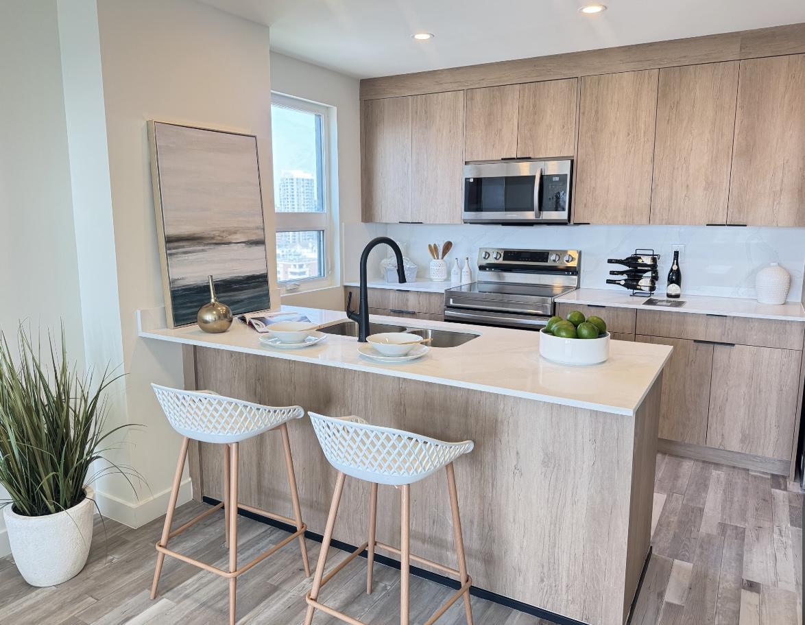 Rent 1800 Apartments in Mission Calgary.  - Photo 16