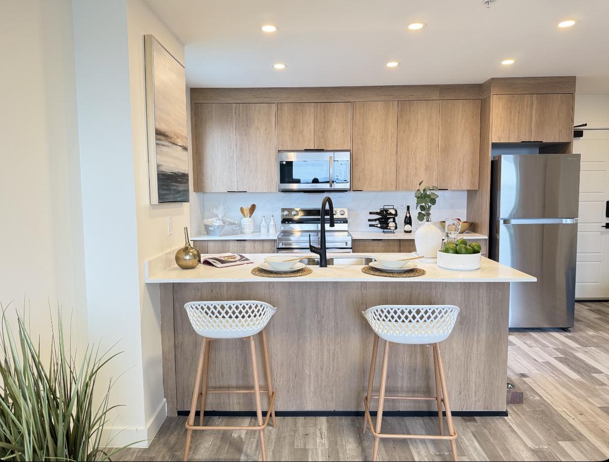 Rent 1800 Apartments in Mission Calgary.  - Photo 36