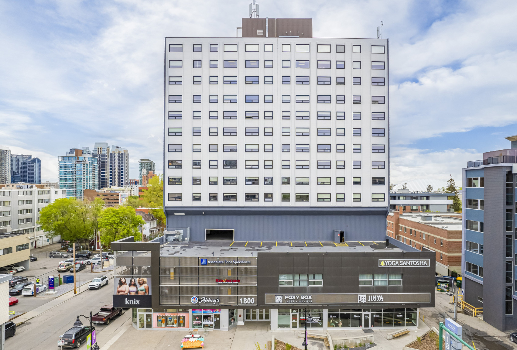 Rent 1800 Apartments in Mission Calgary.  - Photo 46
