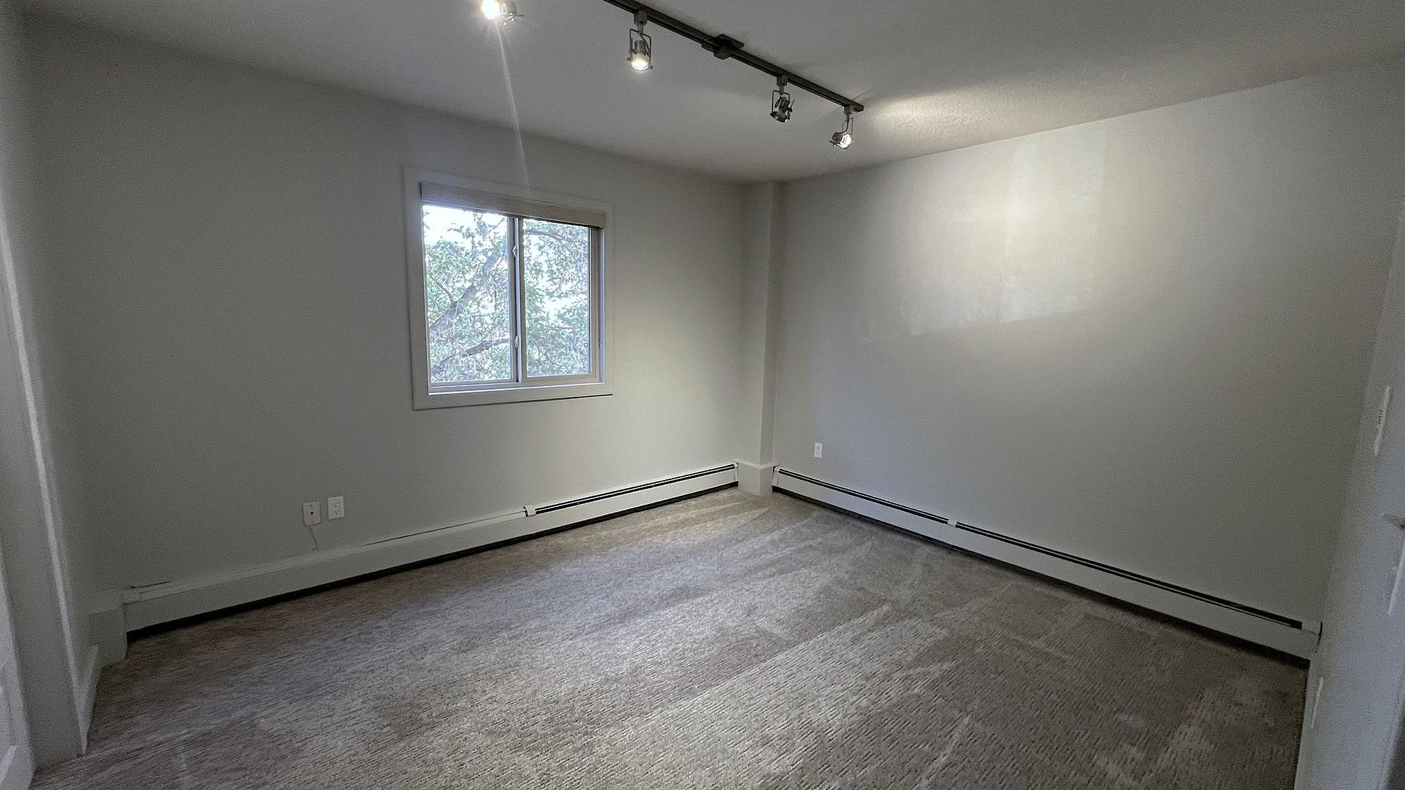 Mission Apartments  - Photo 28