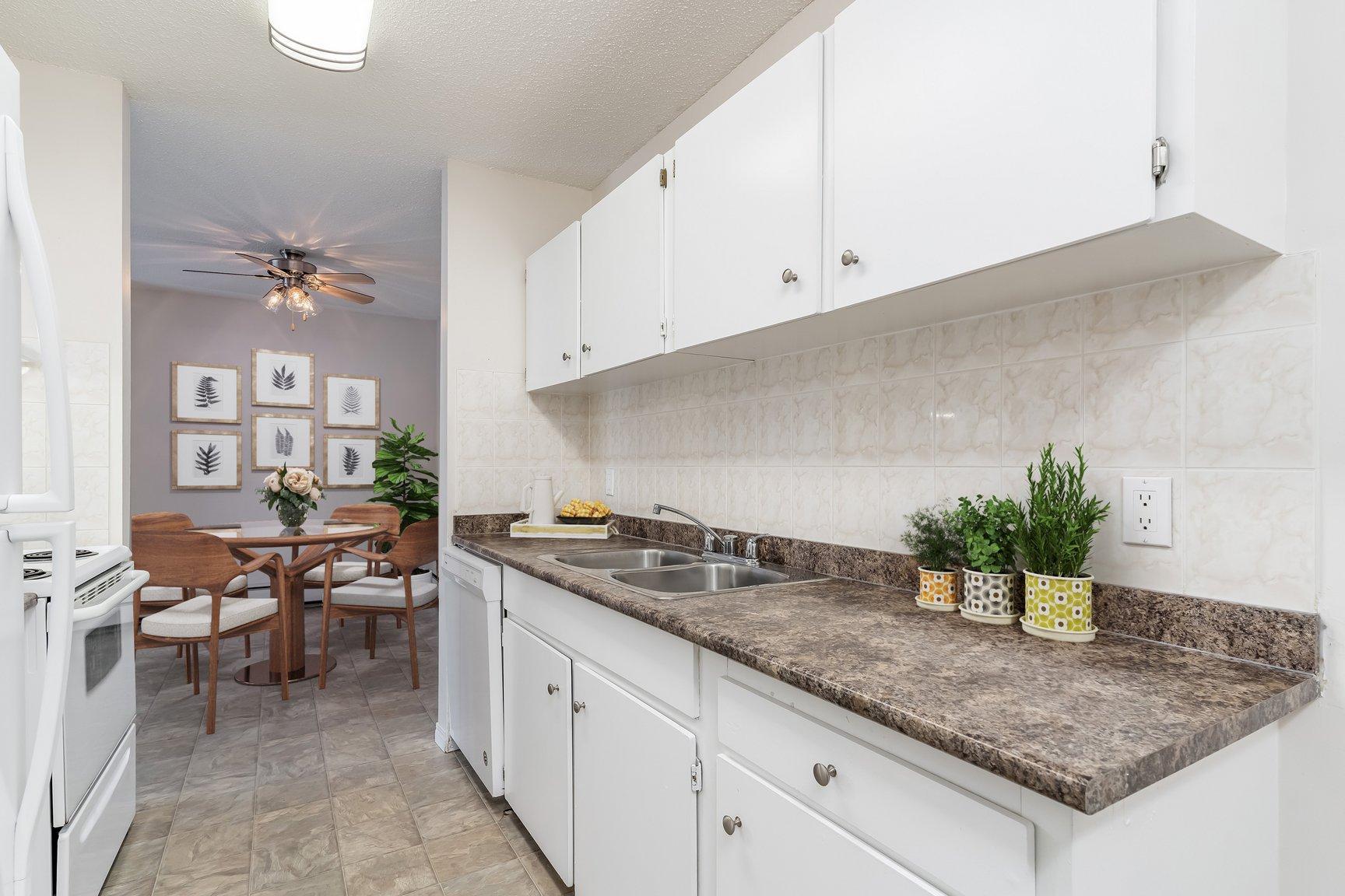 Hillcrest Place Townhomes | Parking Free | Water and Gar are Included | No Dog Allowed - Photo 34
