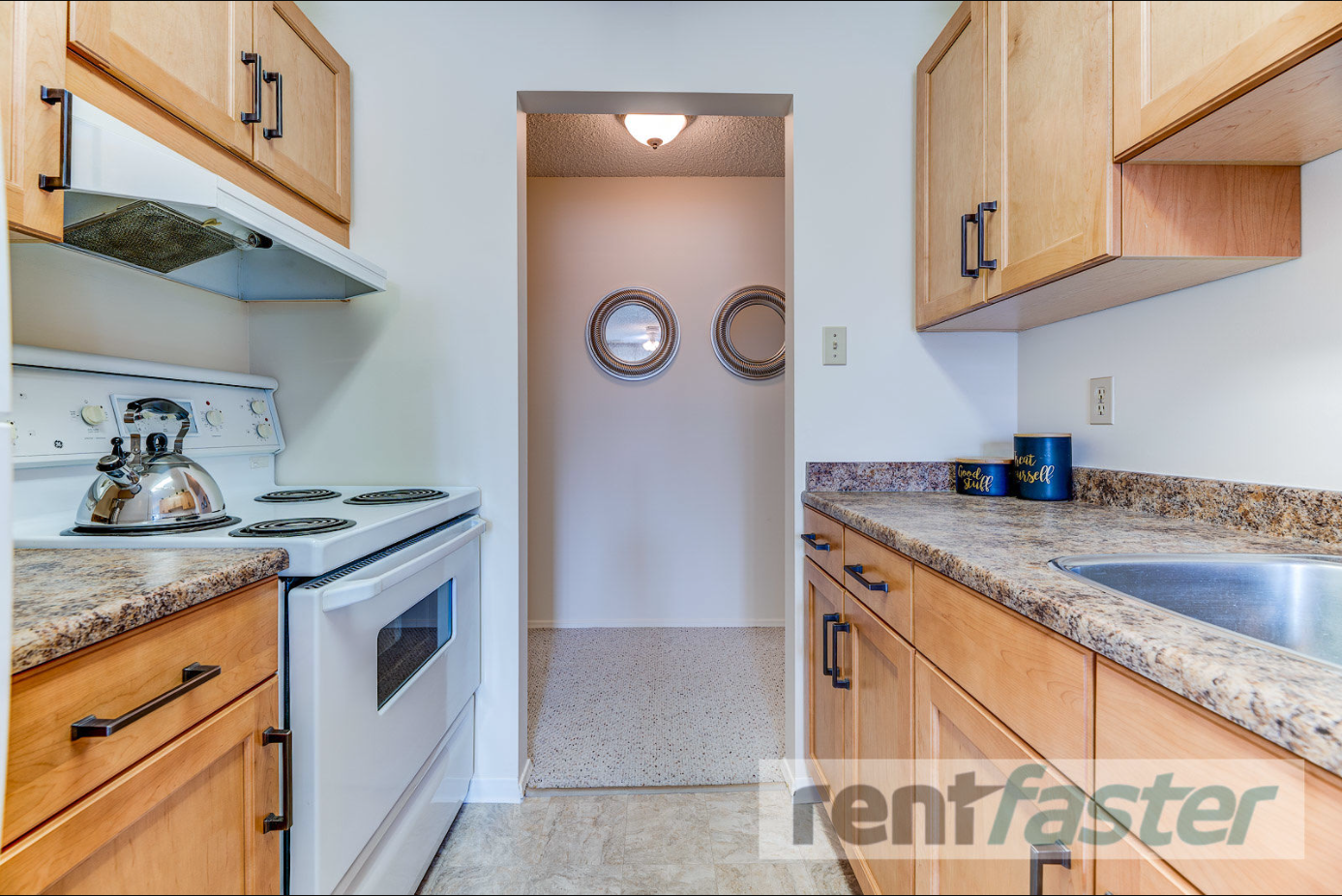 Parklane Apartments  - Photo 19