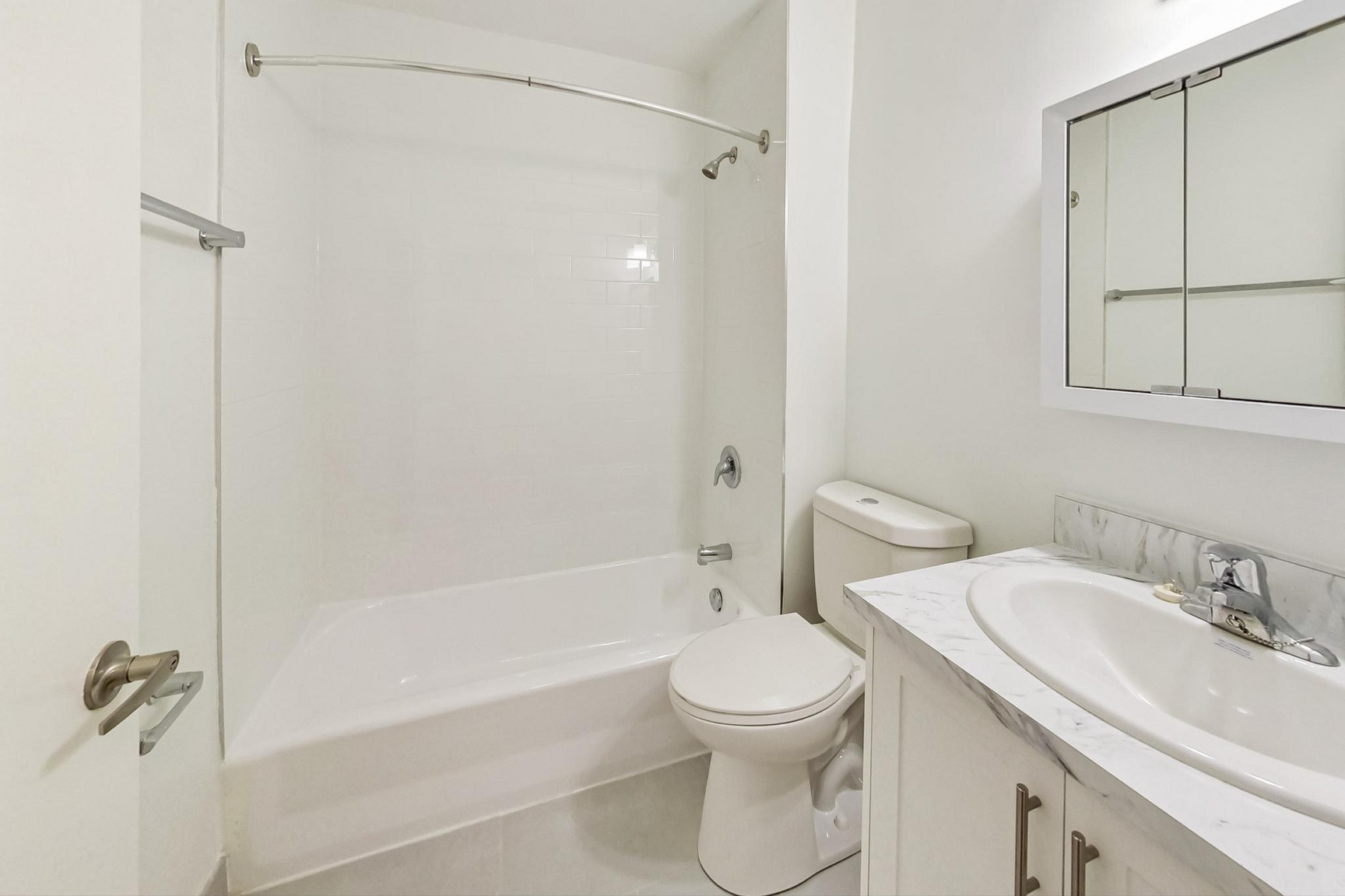 The Cottingham Manor - Photo 12