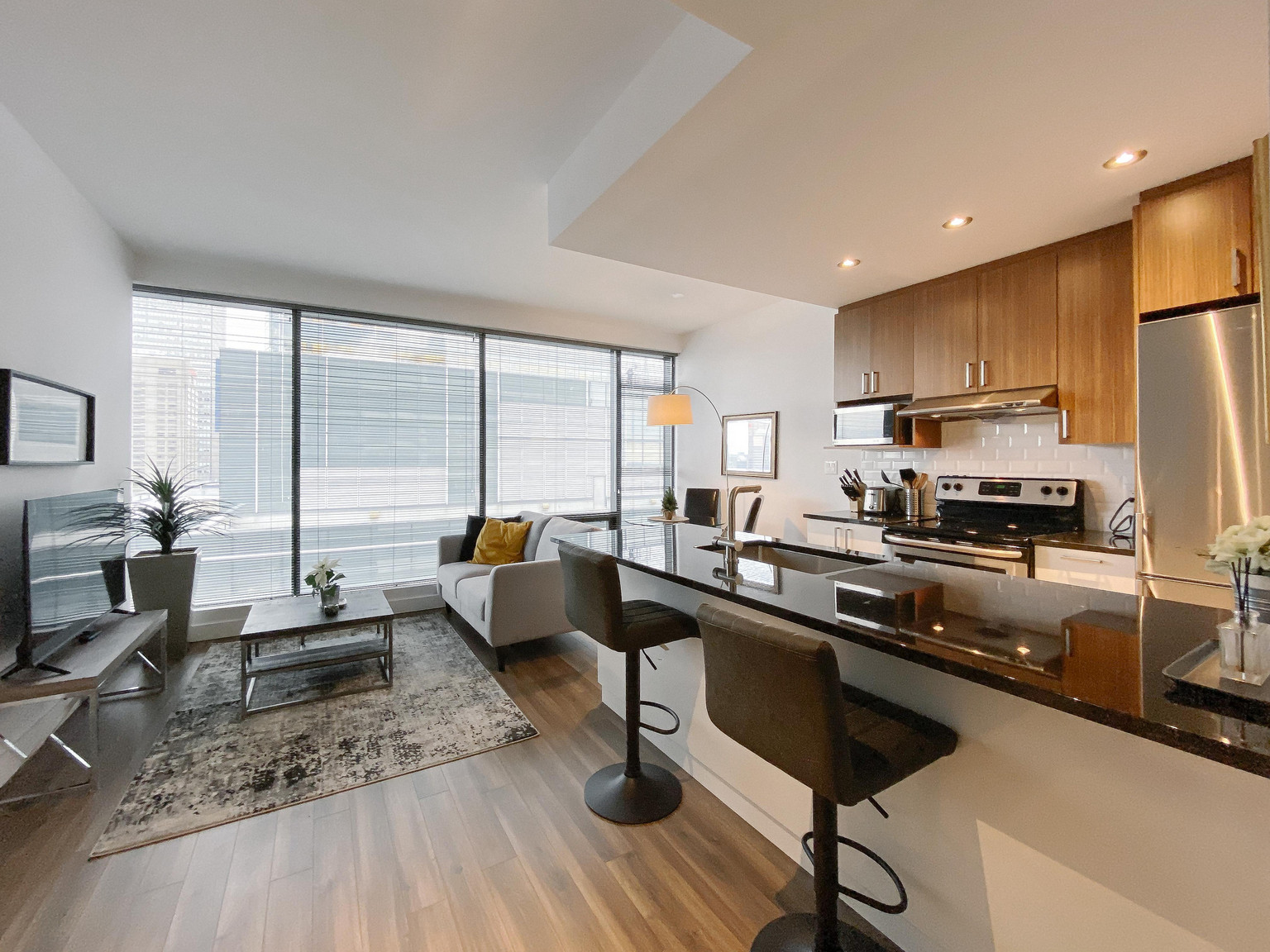 1380 René-Lévesque Ouest, Montréal, H3G 0E4 — photo 2