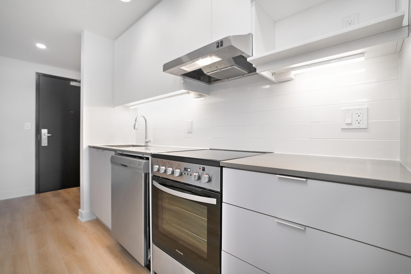 MRKT Lofts - Photo 2