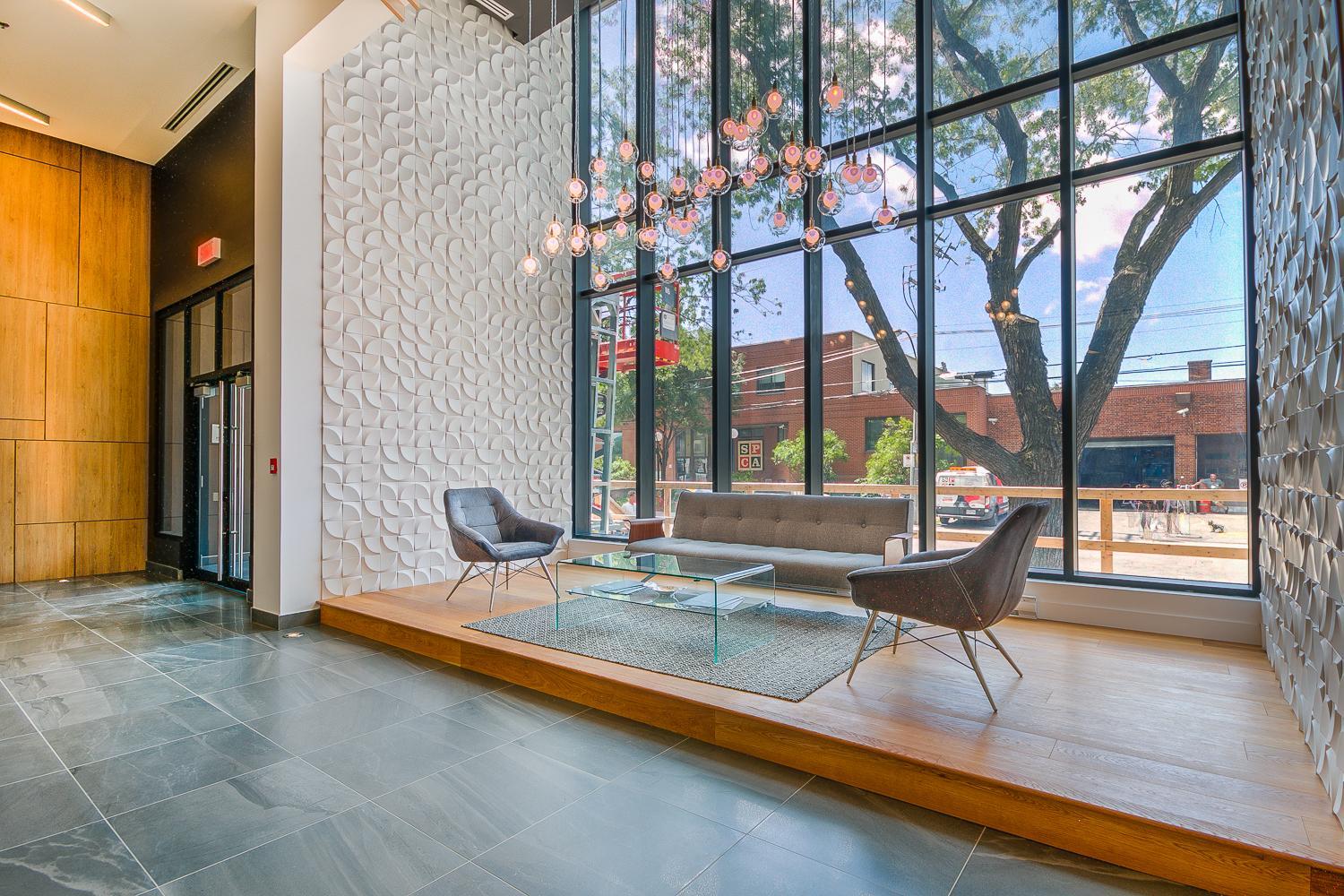Vue Apartments - Photo 2