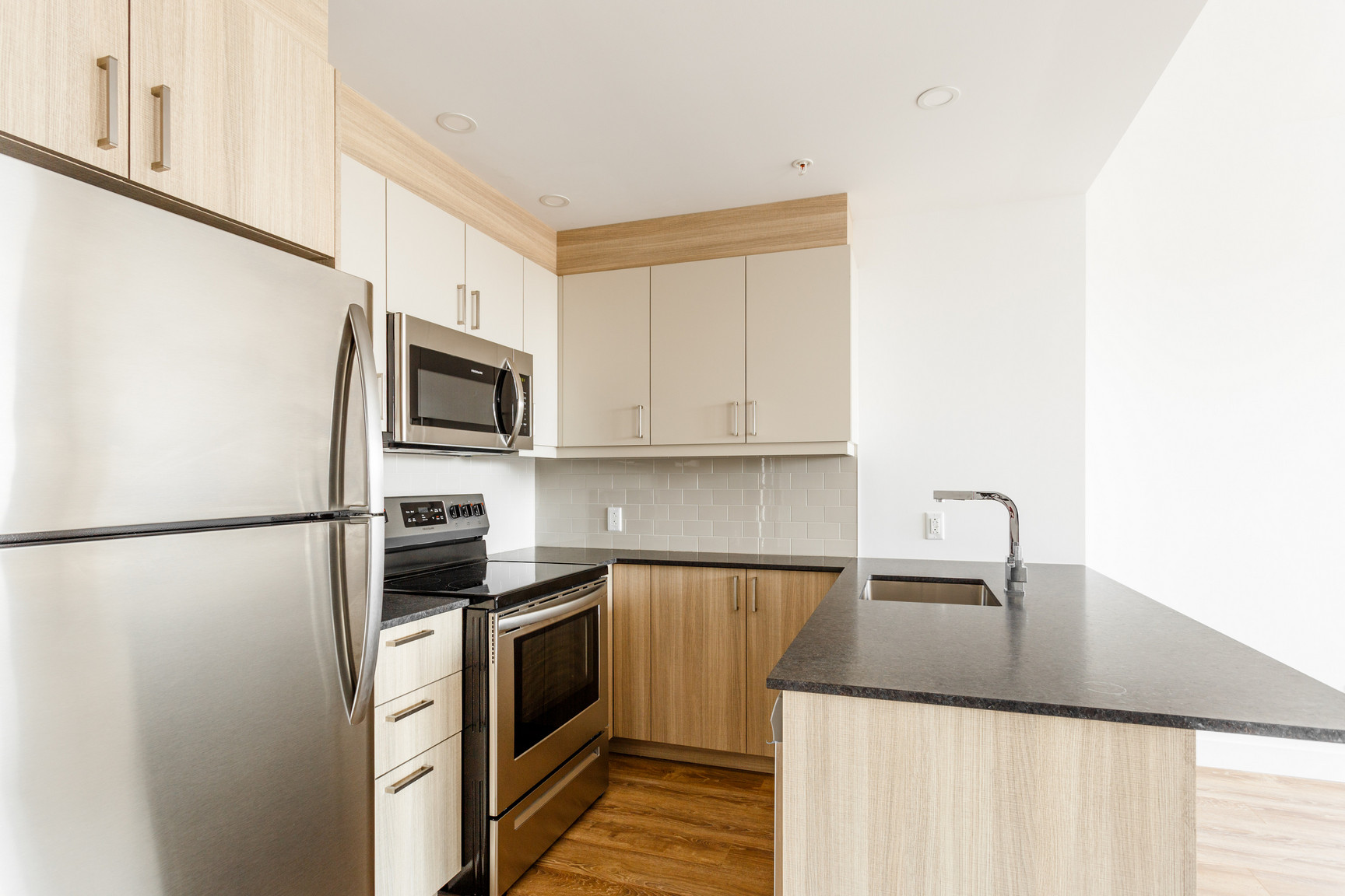 Vue Apartments - Photo 21