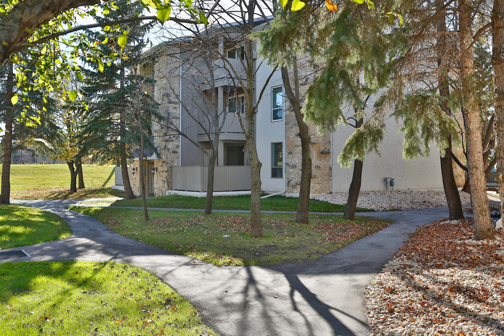 River West Gardens - Photo 7