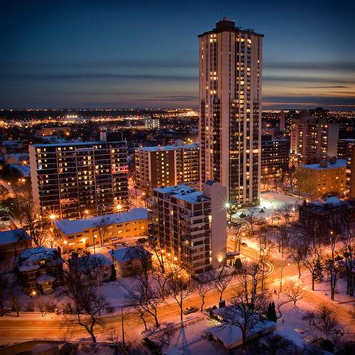 180 Roslyn - Photo 37