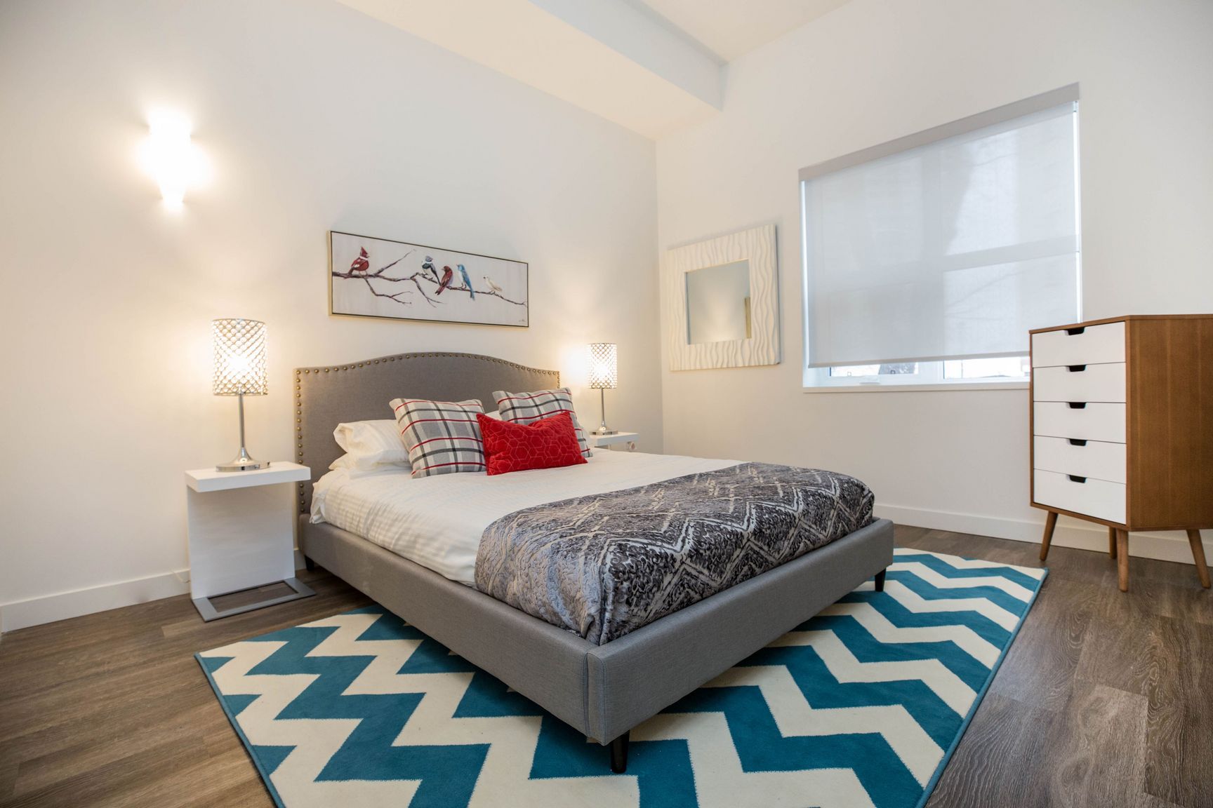 180 Roslyn - Photo 9