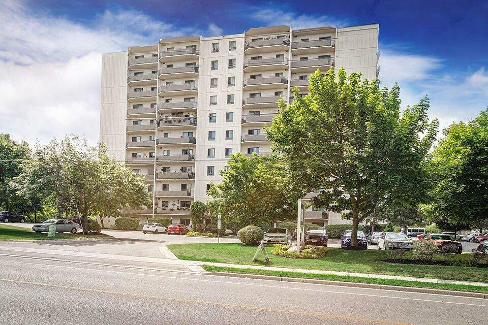 Woodbury Towers - Photo 57