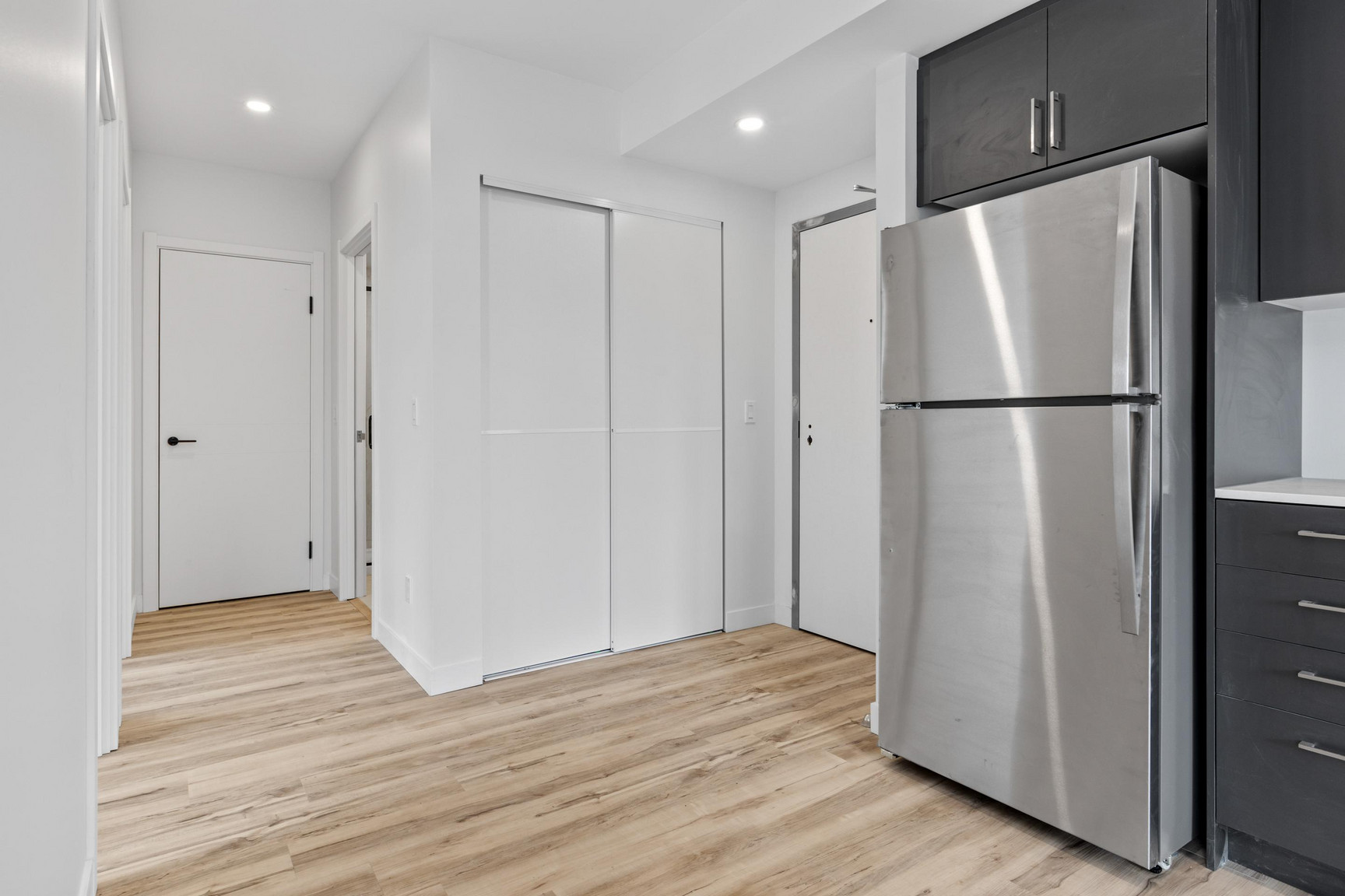 177 Armstrong - Photo 13