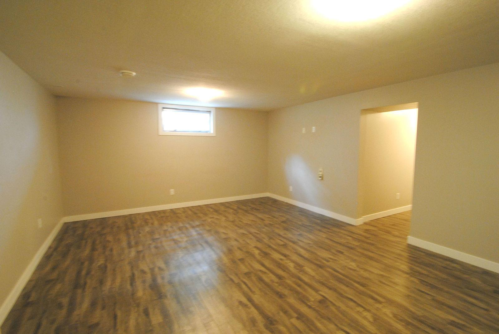 11206 38 Street Northwest, Edmonton, Alberta, Canada, T5W 2G2 - Photo 5