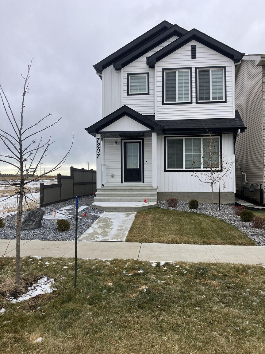 7207 46A Street, Down, Beaumont, Alberta, Canada, T4X 3B1