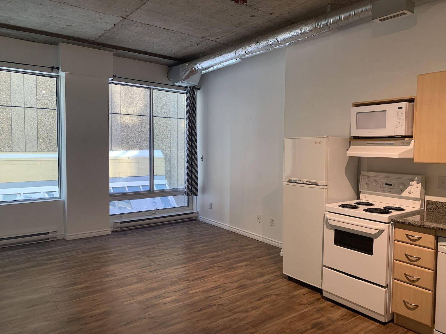 10024 Jasper Avenue 407, Edmonton, Alberta, Canada, T5J 1R2 - Photo 2