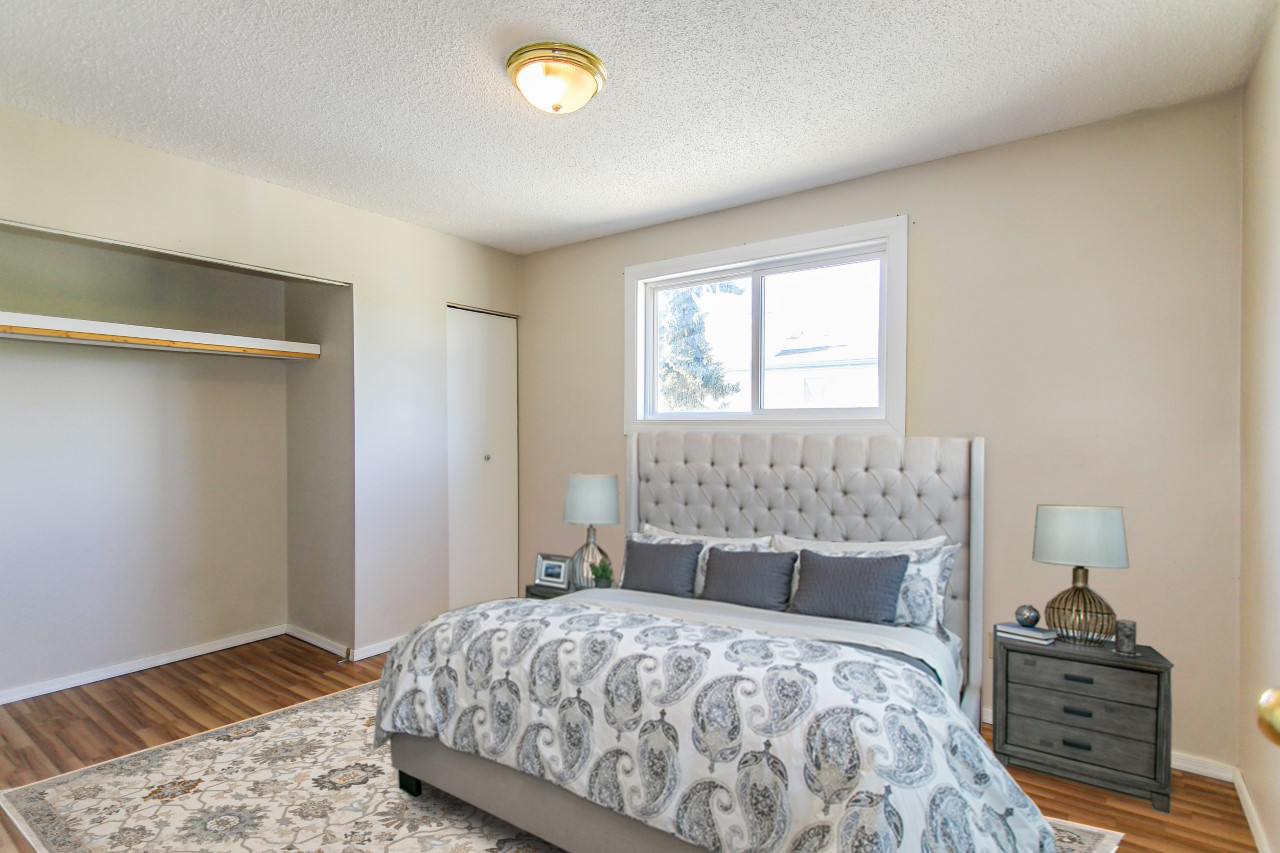 8403 29 Avenue NW, Edmonton, Alberta, Canada, T6K 3M2 - Photo 17