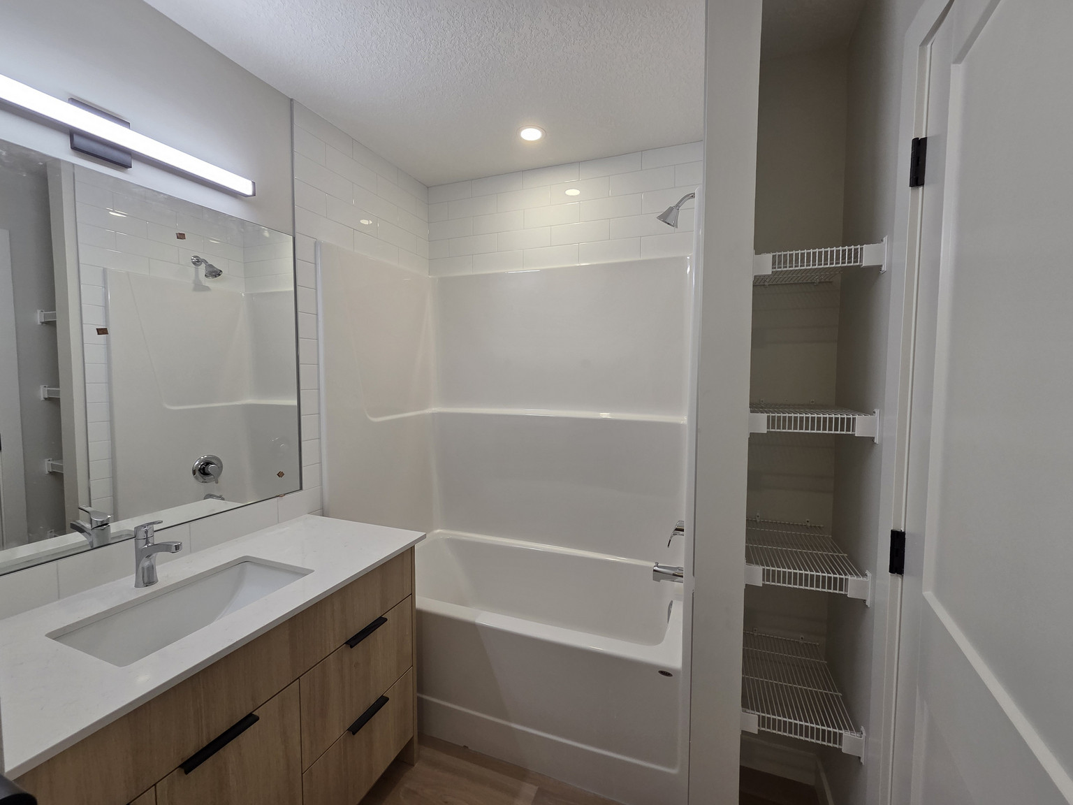 6203 109A Street Unit 1 Main - Photo 9