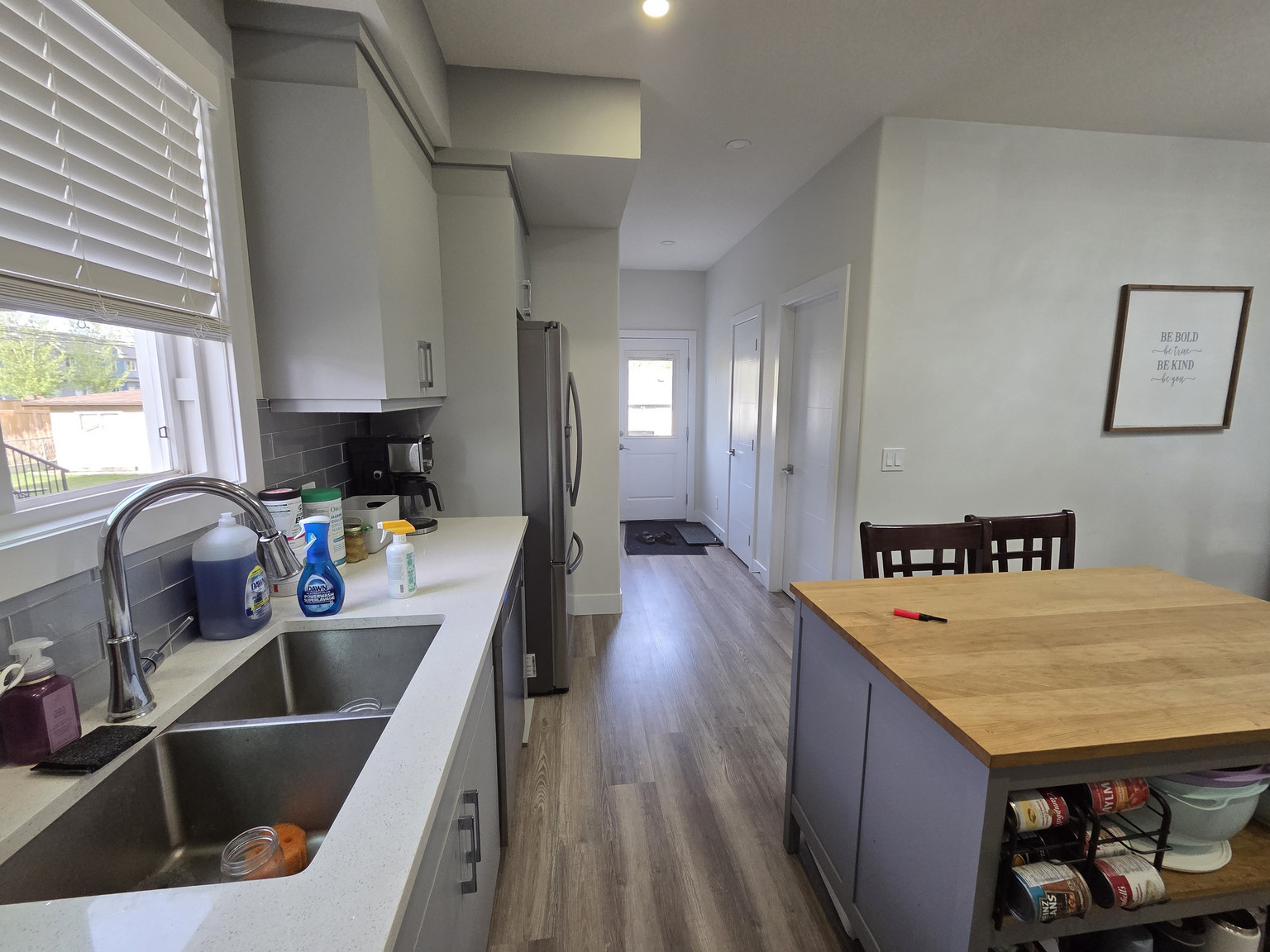 11231 102 Street Northwest, Main, Edmonton, Alberta, Canada, T5G 2E2 - Photo 3