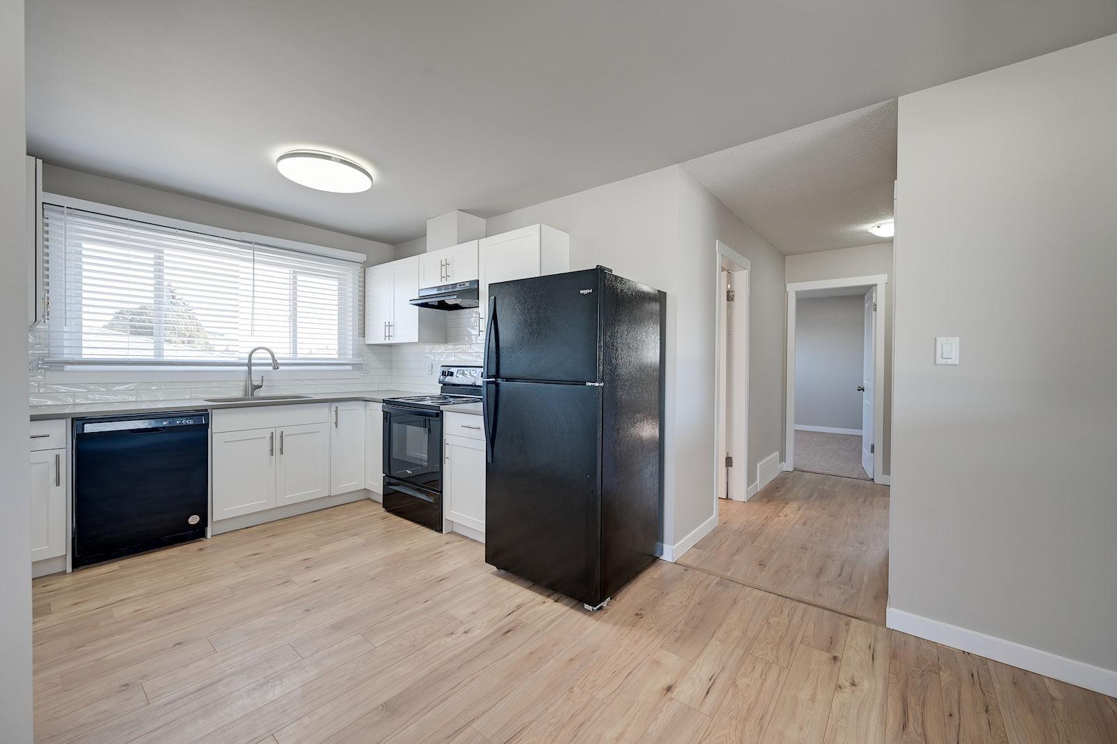 13815 88 Street, Main, Edmonton, Alberta, Canada, T5E 3J1 - Photo 3
