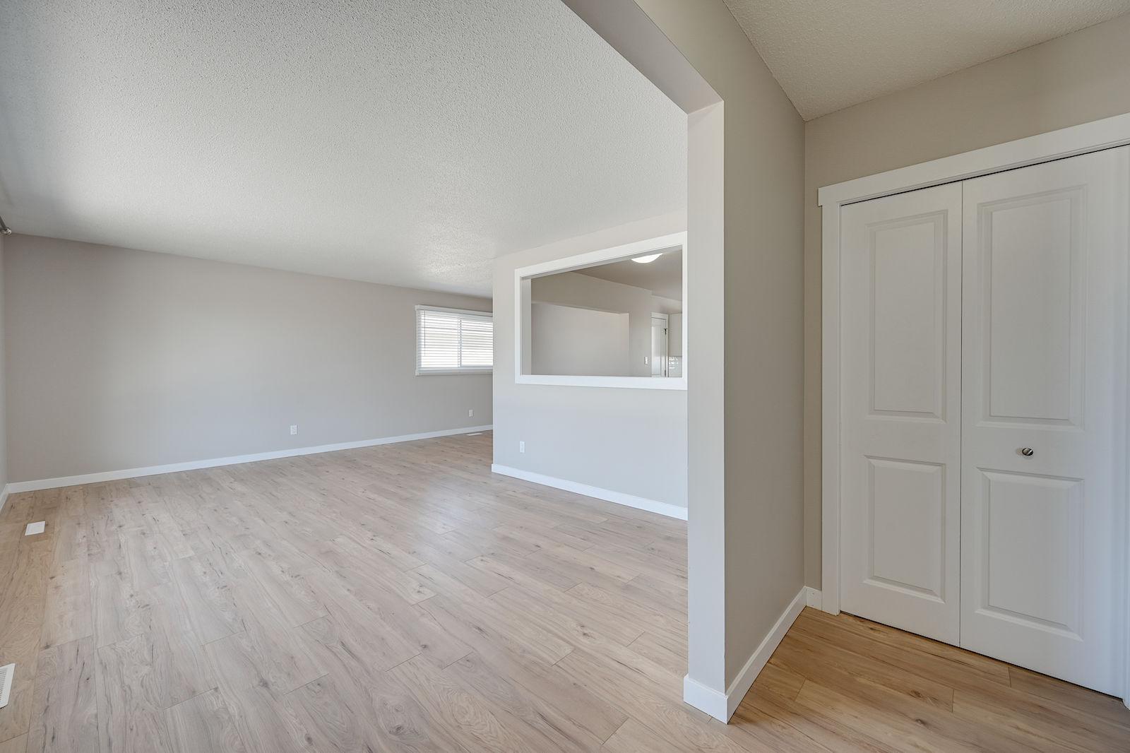 13815 88 Street, Main, Edmonton, Alberta, Canada, T5E 3J1 - Photo 8