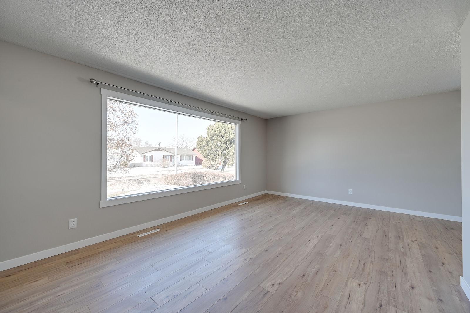 13815 88 Street, Main, Edmonton, Alberta, Canada, T5E 3J1 - Photo 9