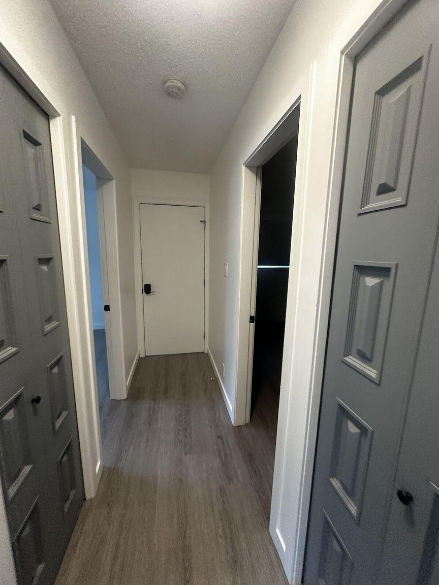 11923 93 Street, Main , Edmonton, Alberta, Canada, T5G 1E6 - Photo 7