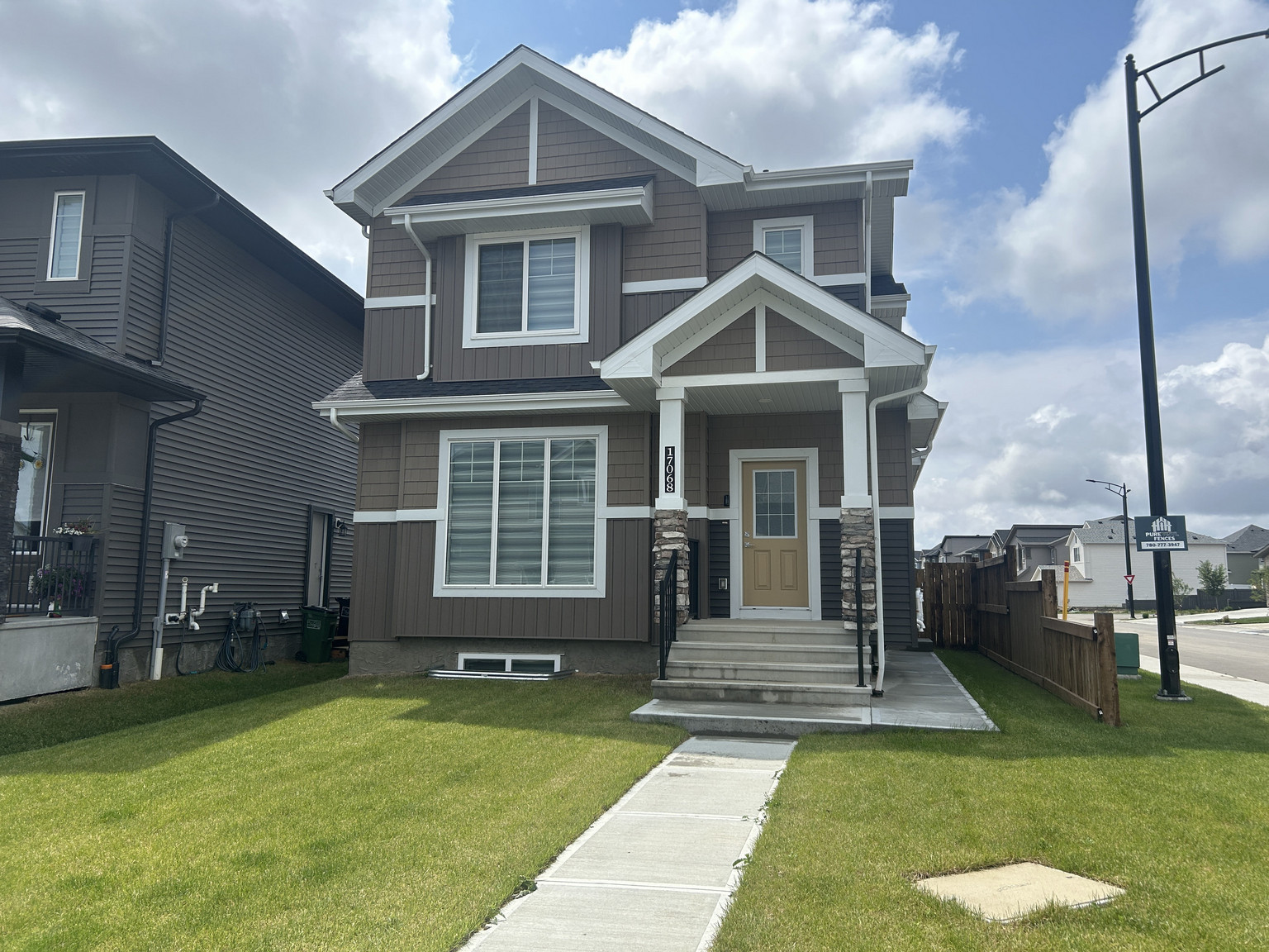 17068 47 Street, Down, Edmonton, Alberta, Canada, T5Y 6M1
