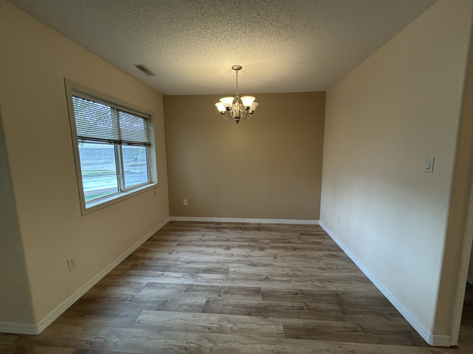 129, 16311 95 Street  - Photo 5