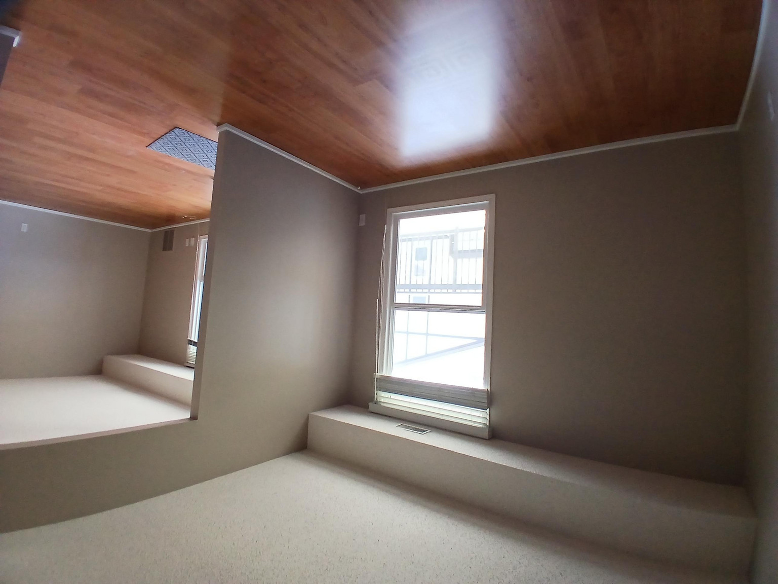 2081 Saddleback Road NW - Photo 2