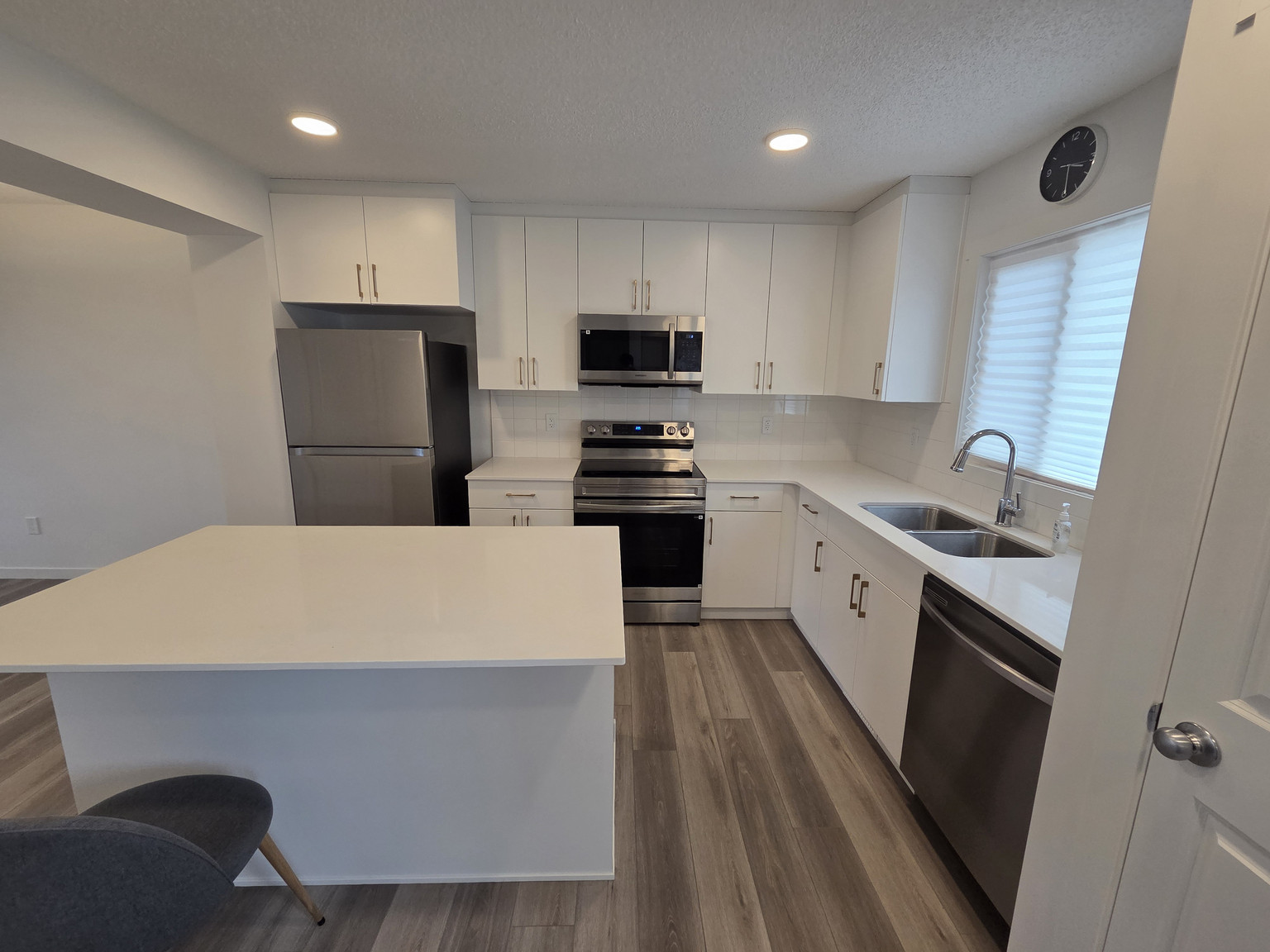 439 Aster Drive Main - Photo 3
