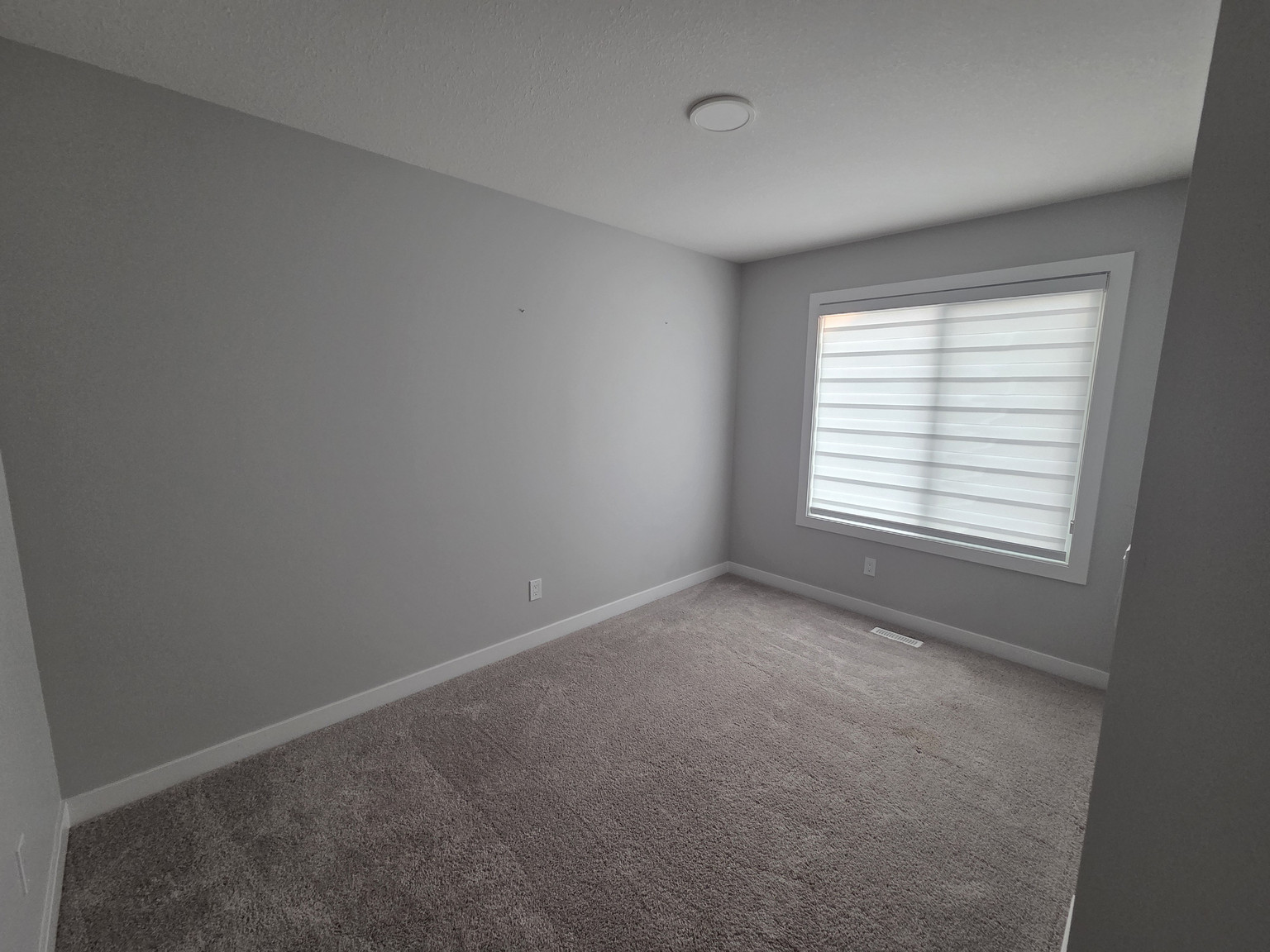 46, 1729 Keene Crescent  - Photo 9
