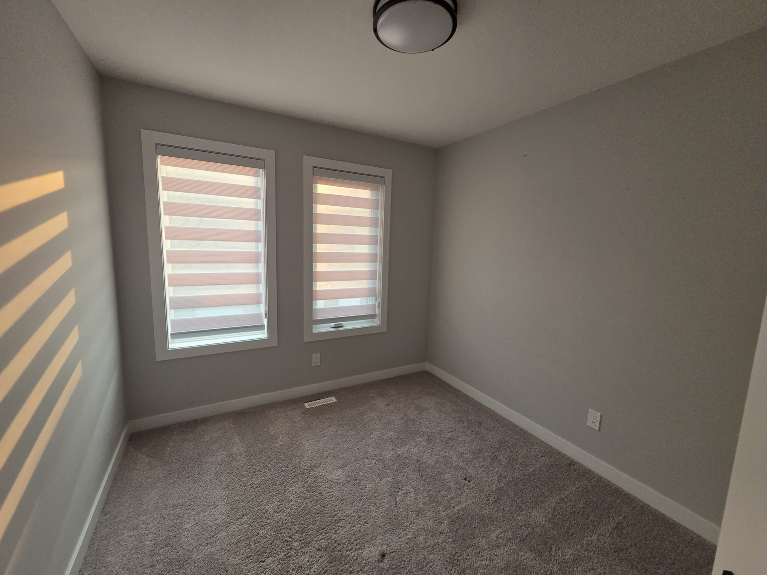 46, 1729 Keene Crescent  - Photo 10