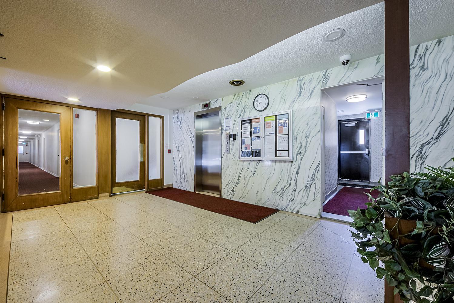Bedford Towers - Photo 5