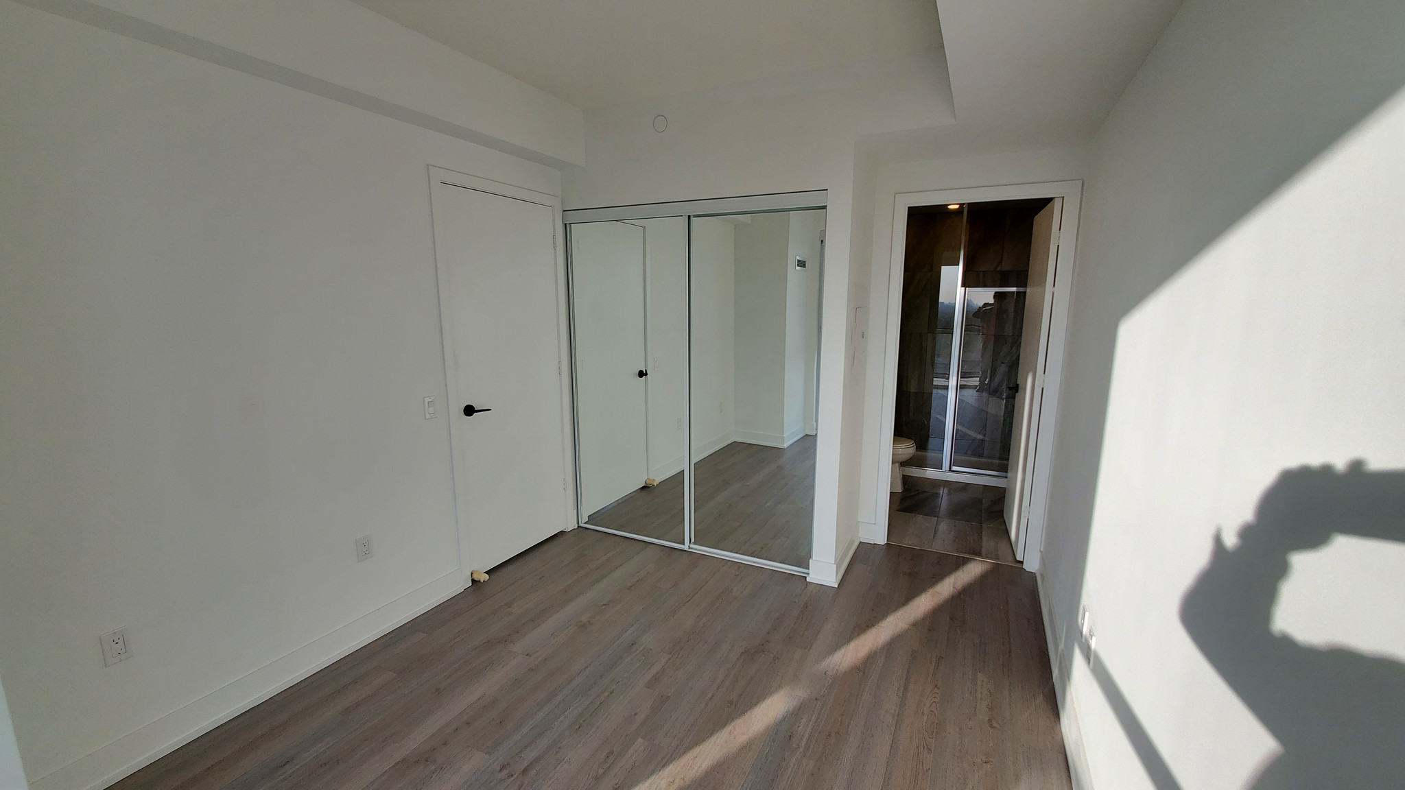 722-50 George Butchart Drive, North York - Photo 4