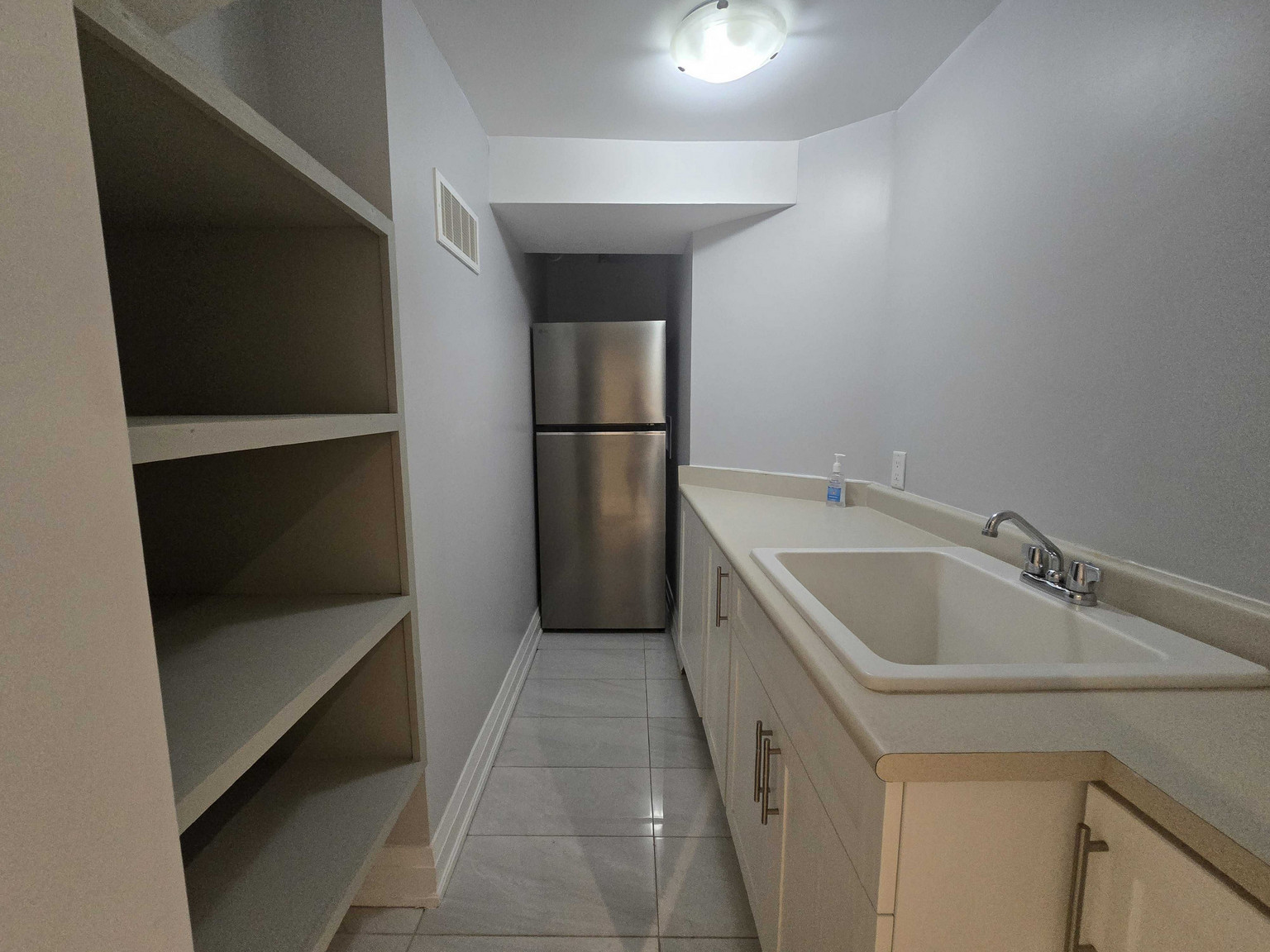 66 Greenfield Drive, Etobicoke, Ontario, Canada, M9B 1H3 - Photo 10